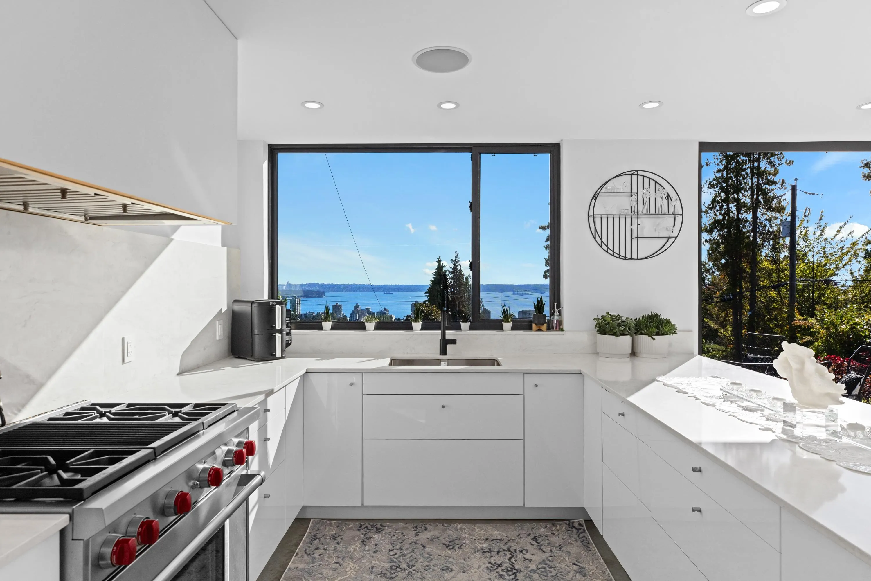 2234 Palmerston Avenue