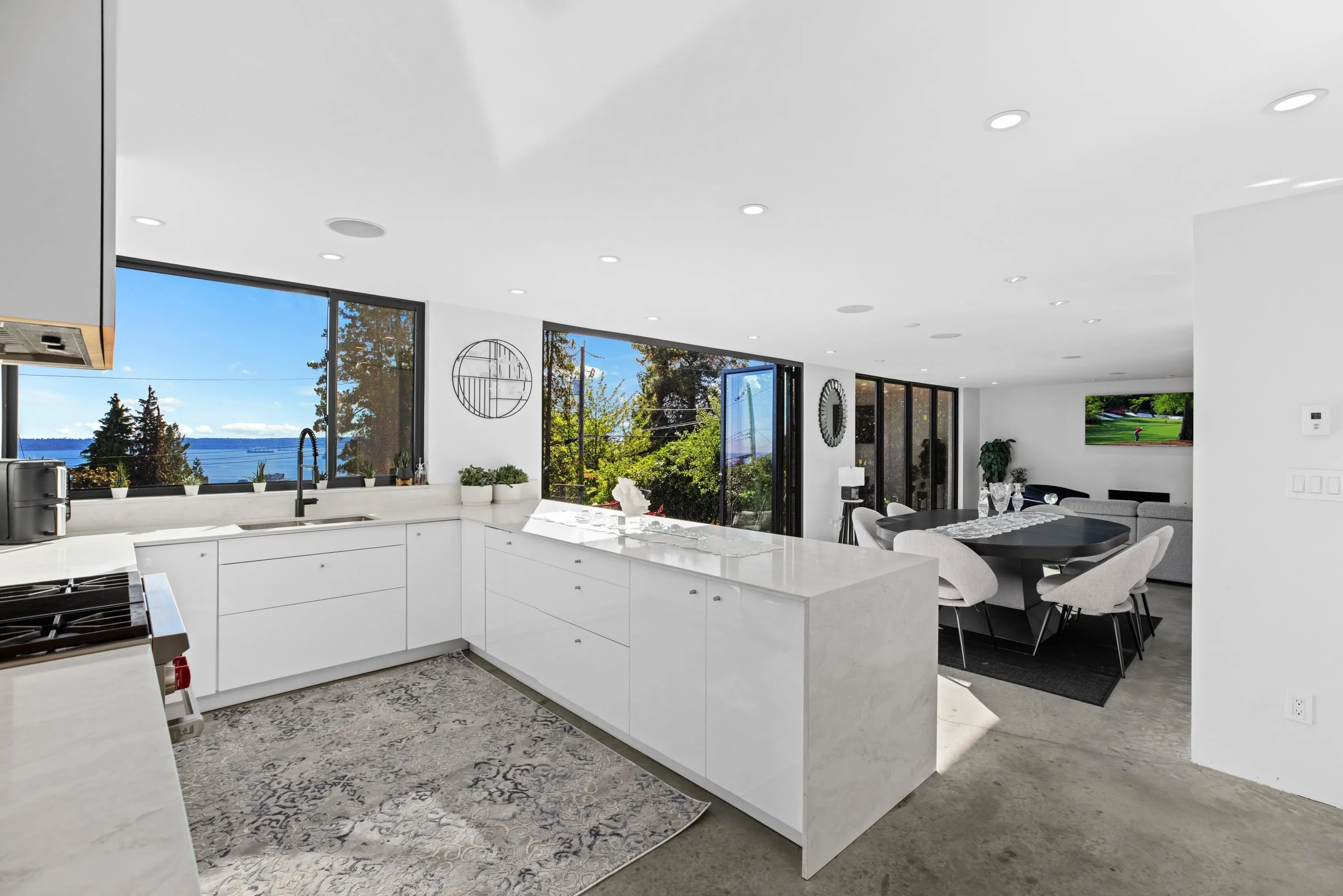 2234 Palmerston Avenue