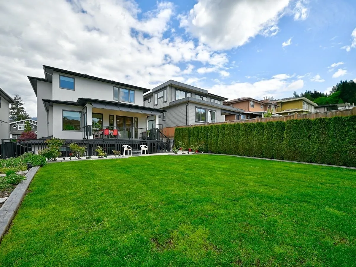 7268 Pandora Street
