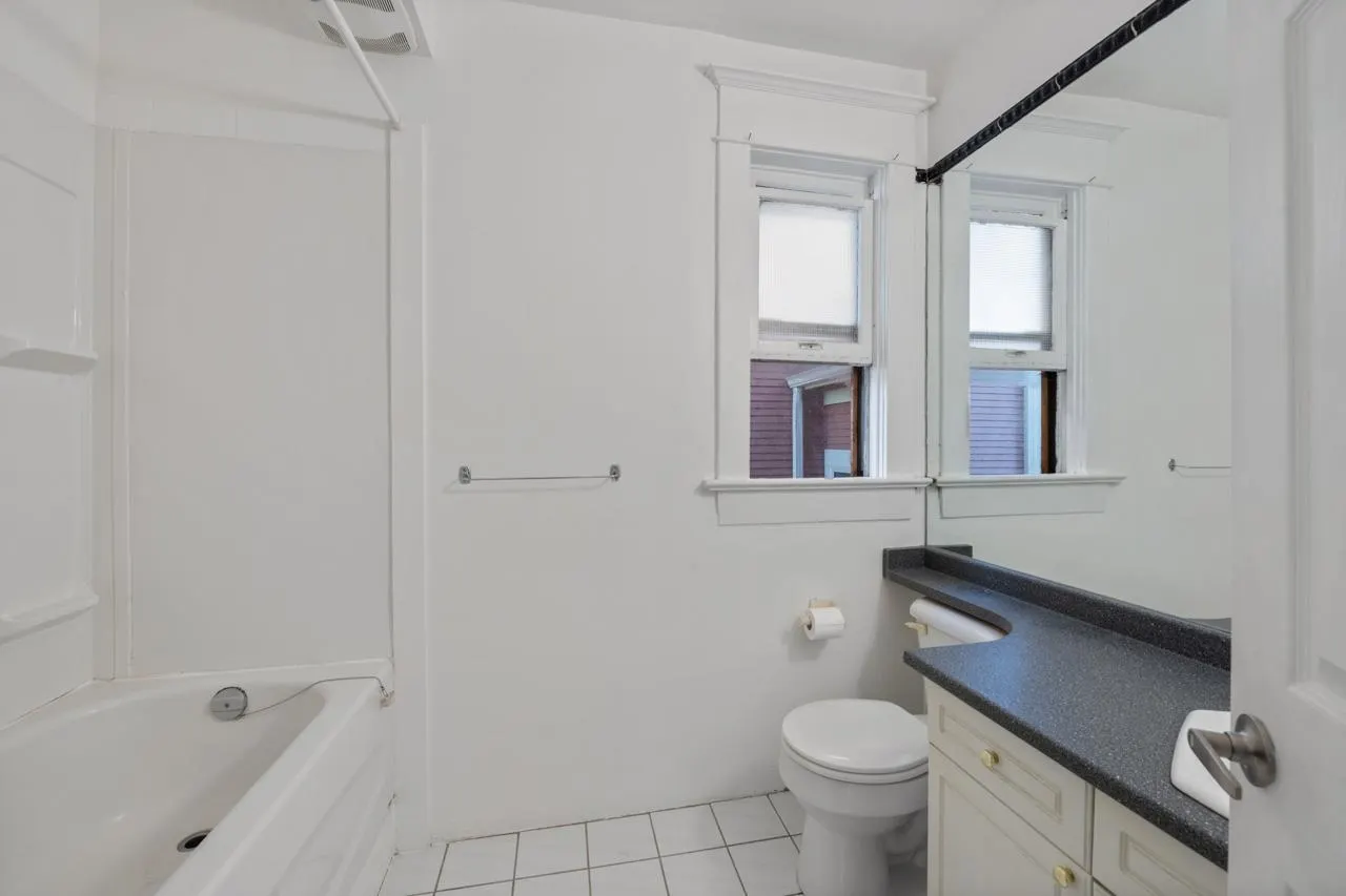 31 W 11th Avenue