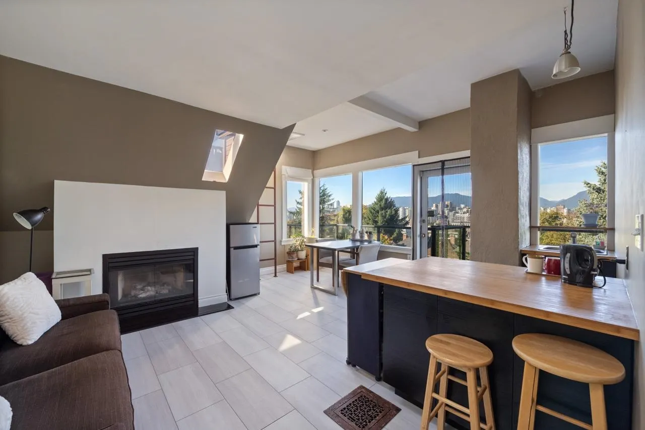 31 W 11th Avenue