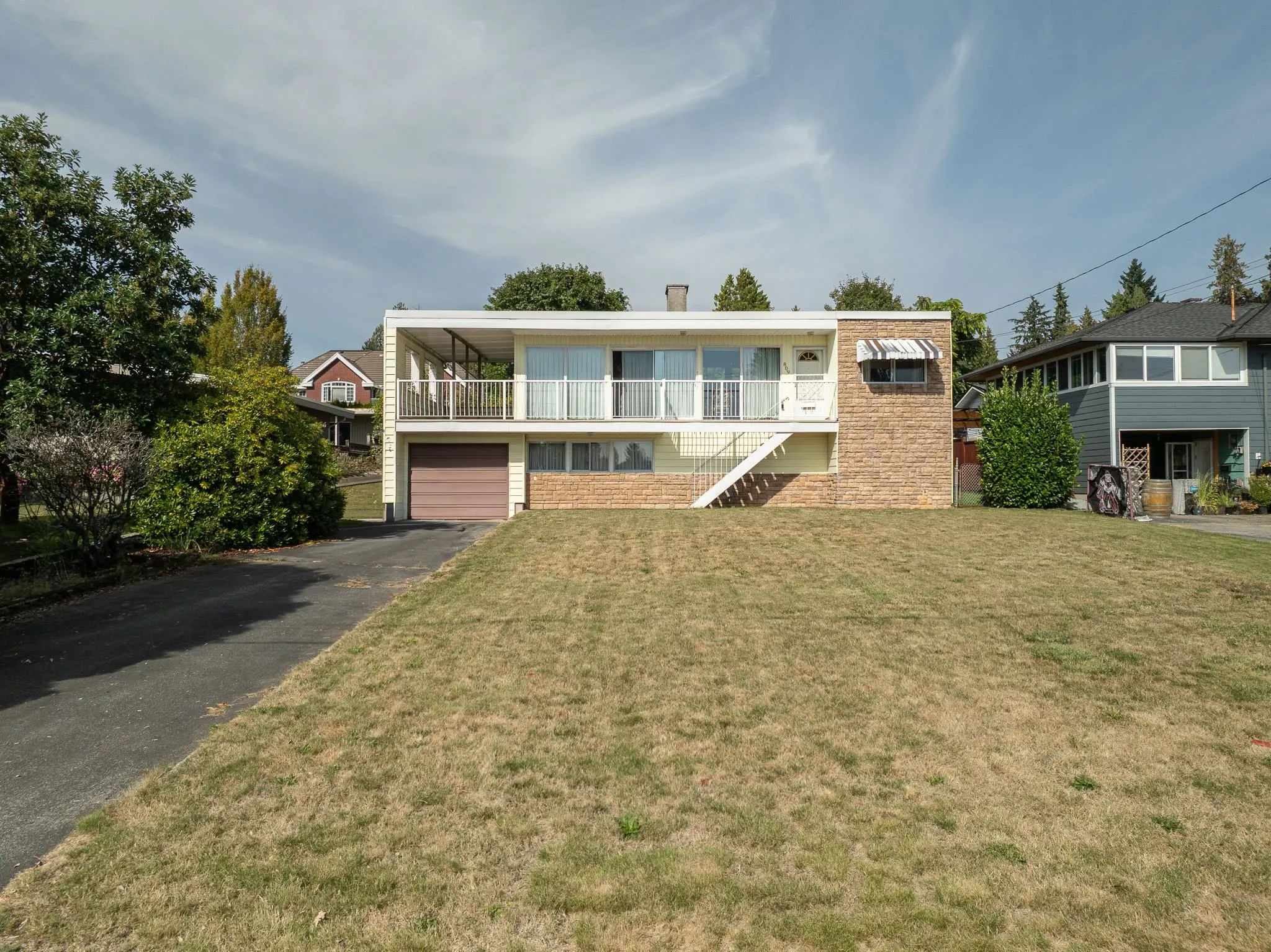 809 Shaw Avenue