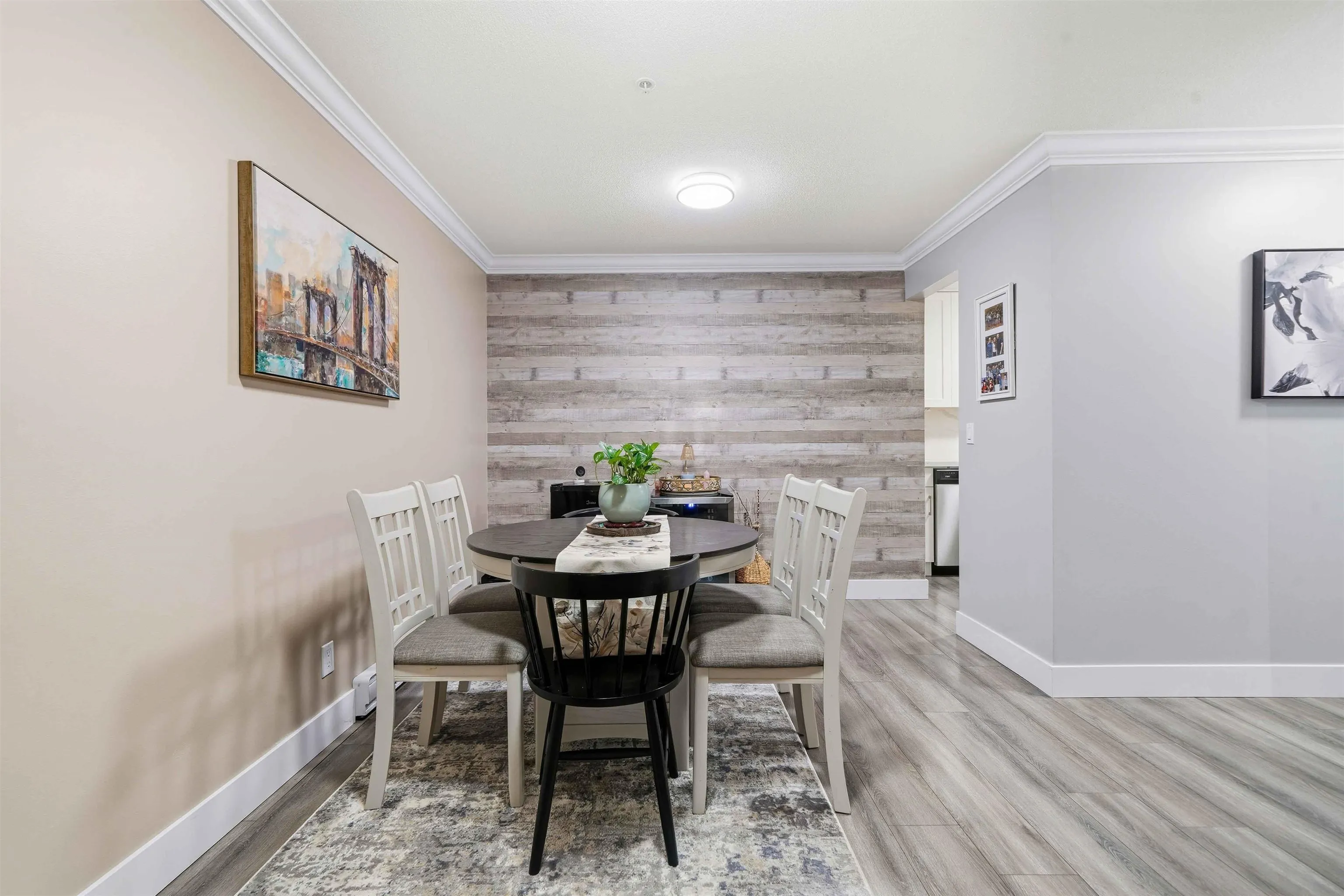 106 22275 123 Avenue