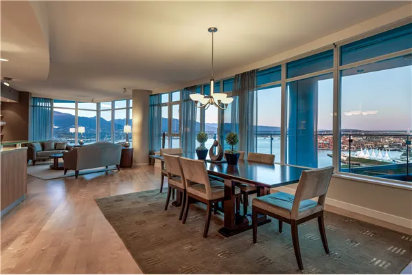 3402 1281 W Cordova Street