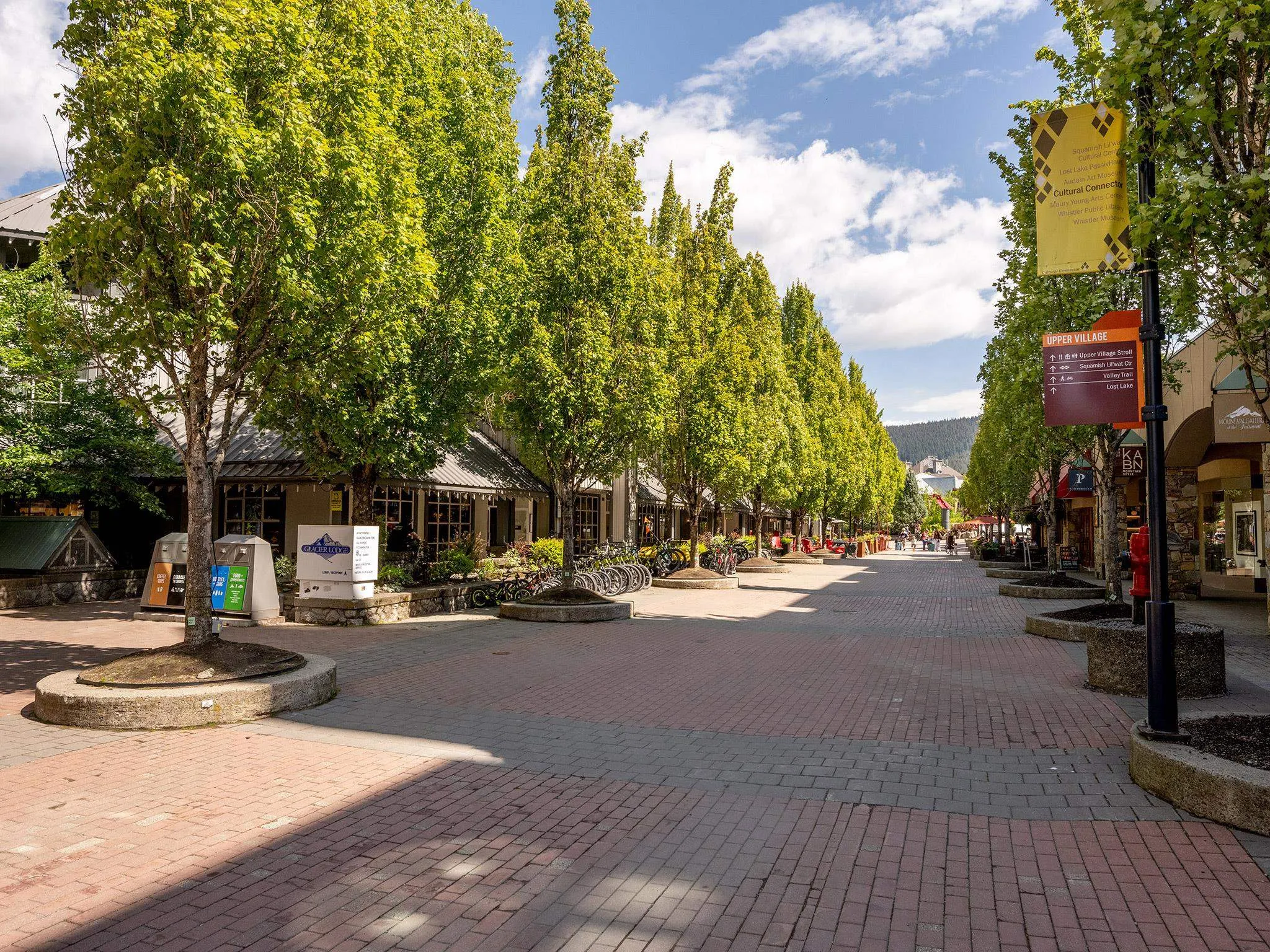 312 4557 Blackcomb Way