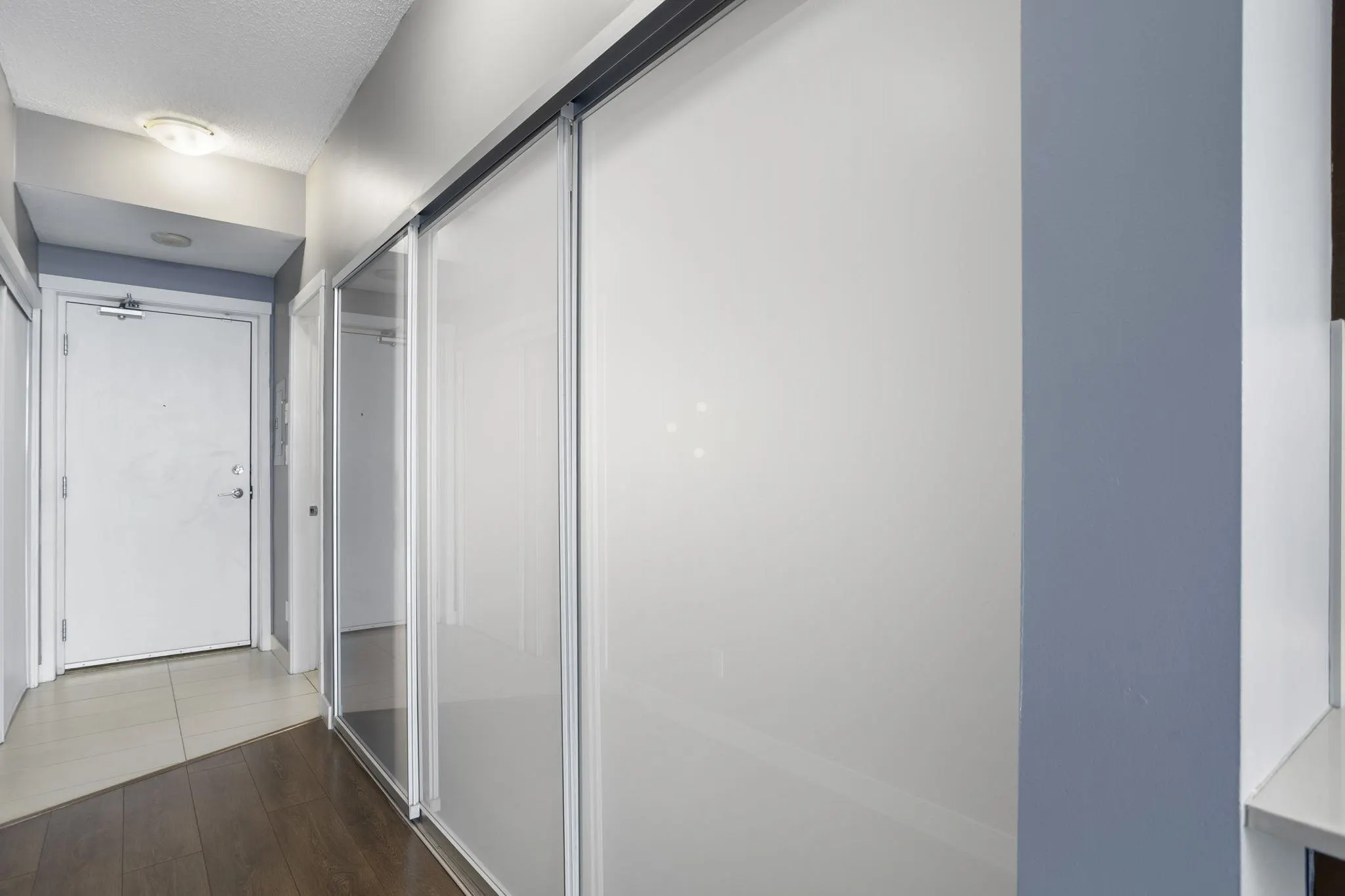 1107 13399 104 Avenue