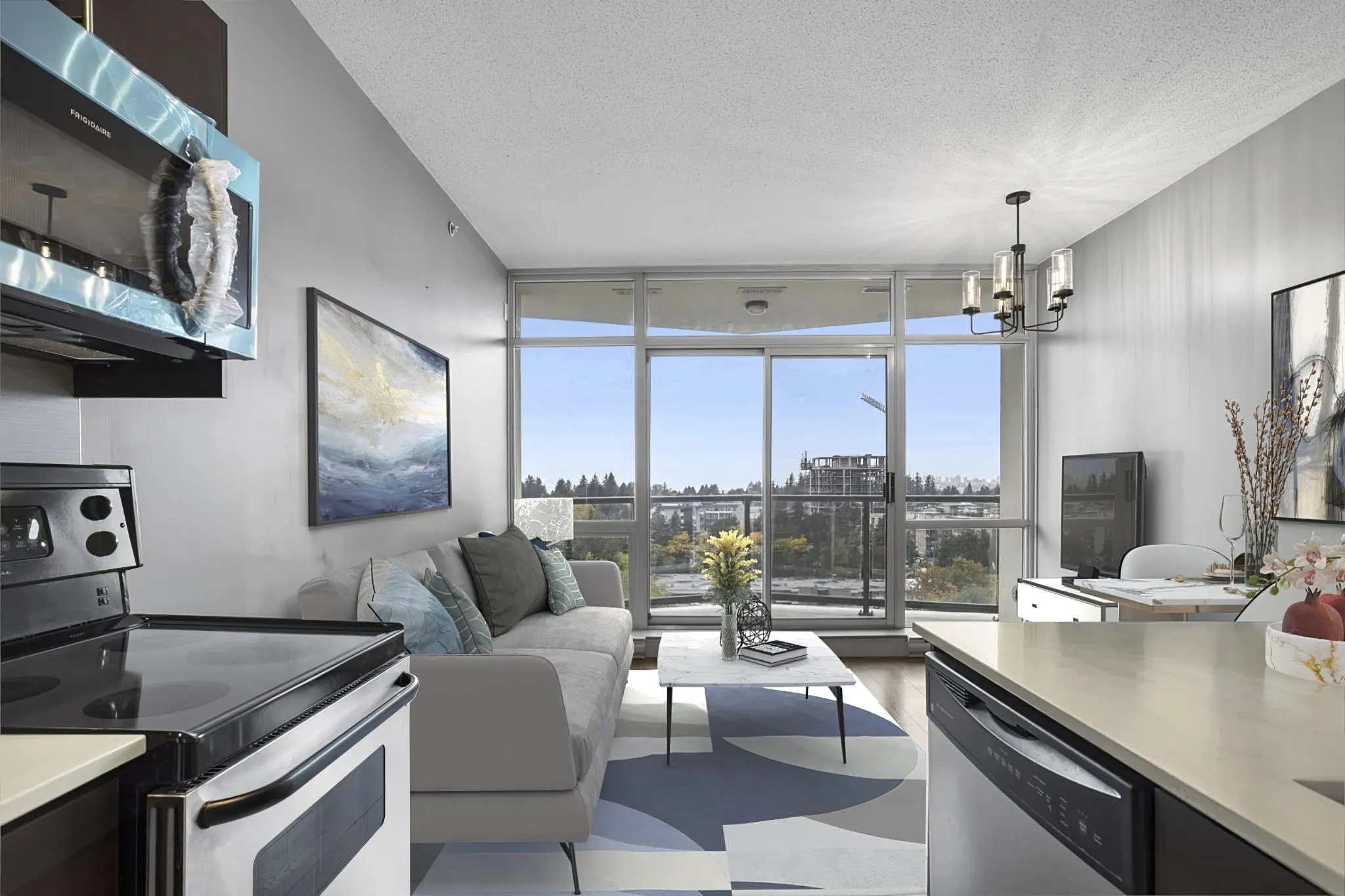 1107 13399 104 Avenue