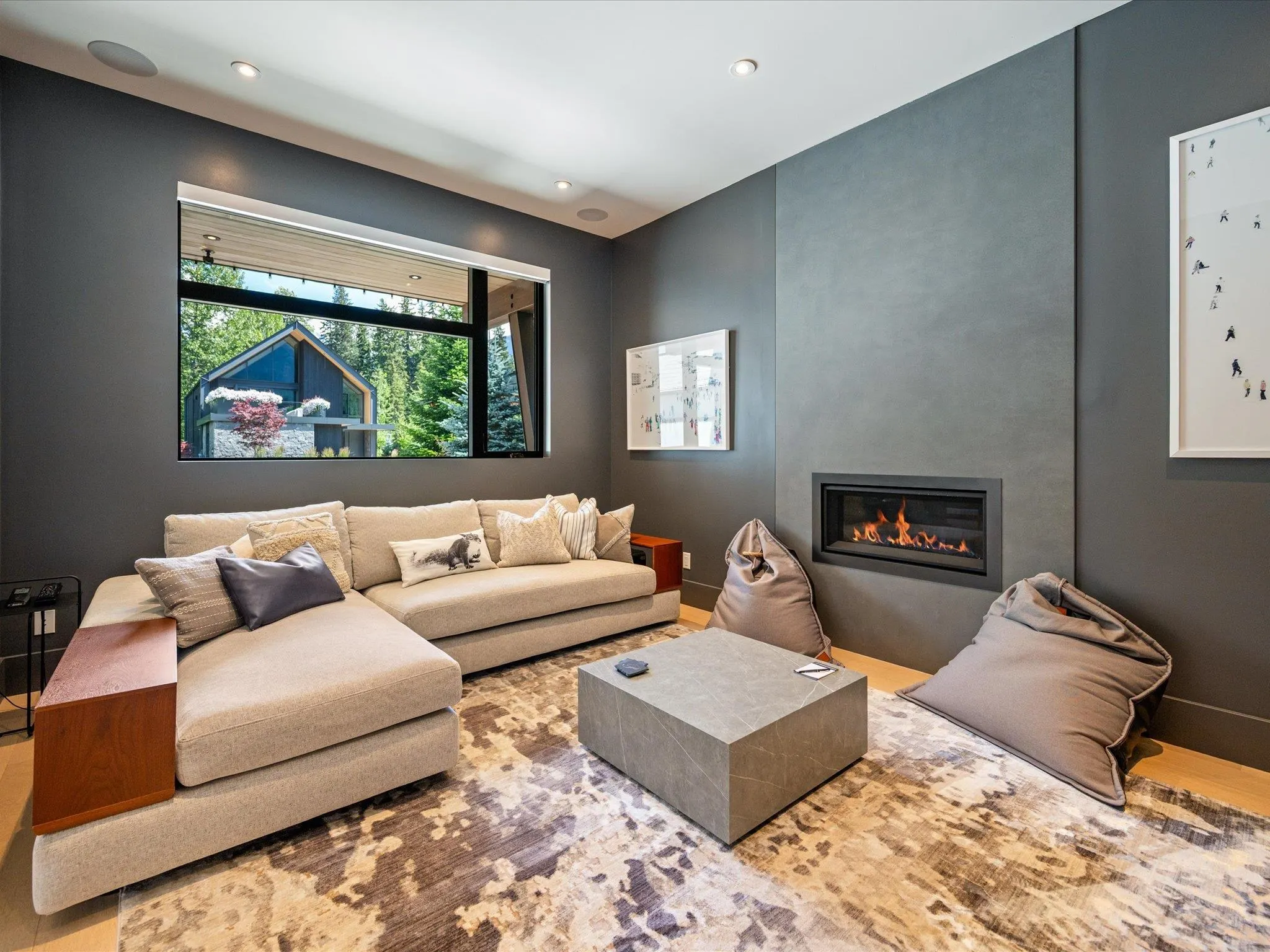 8044 Cypress Place