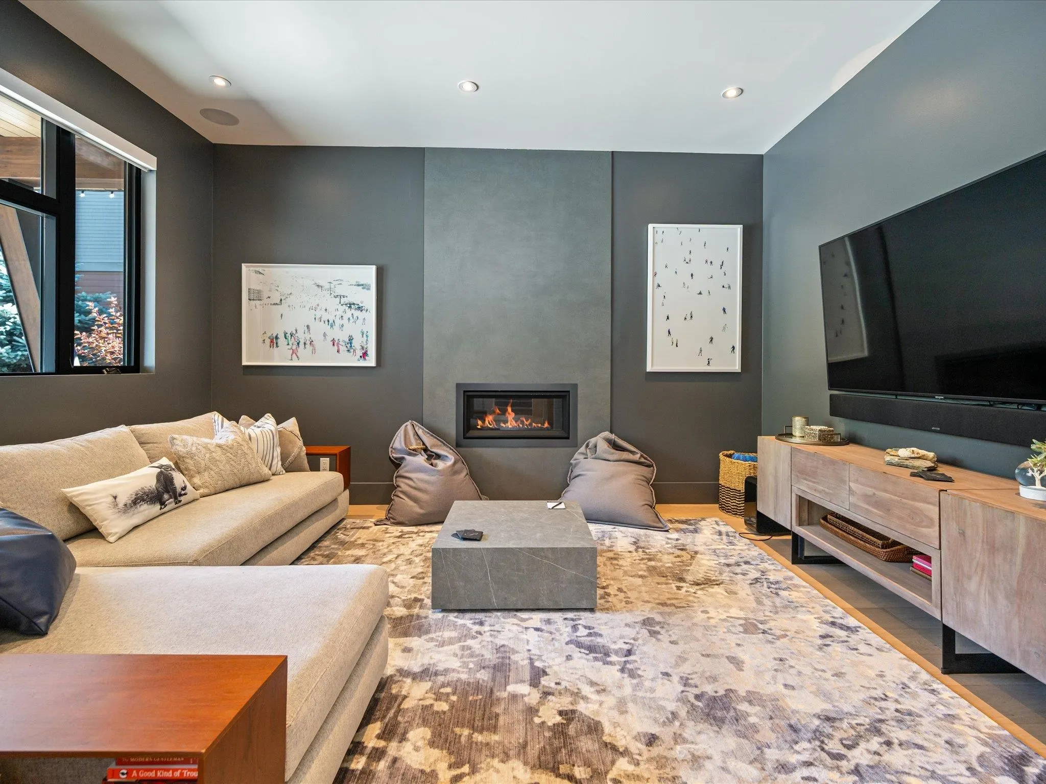 8044 Cypress Place