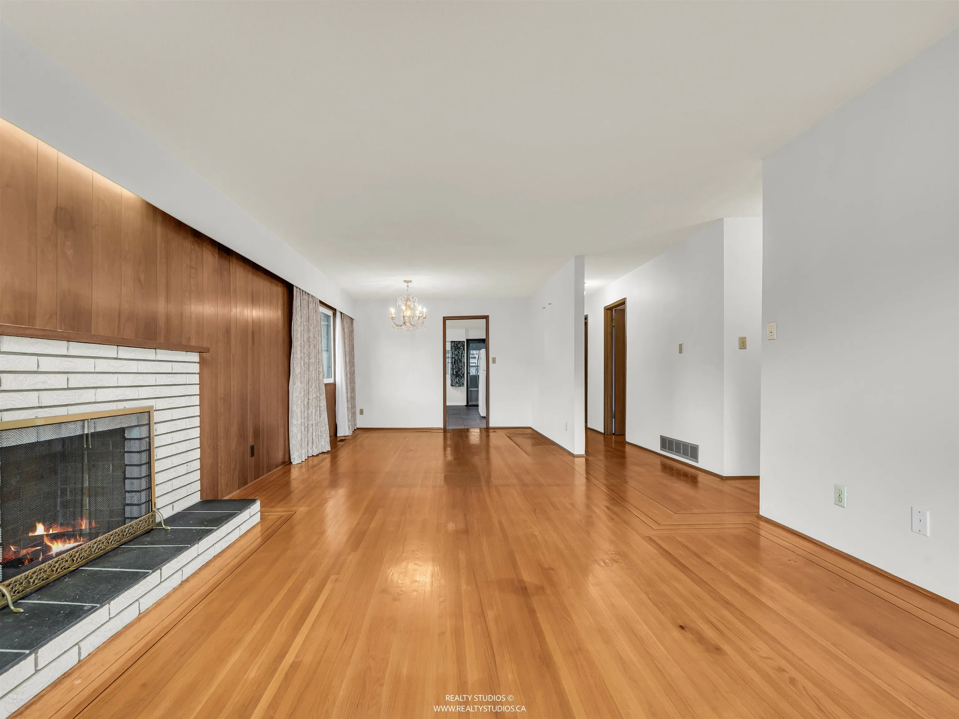 85 W 63rd Avenue