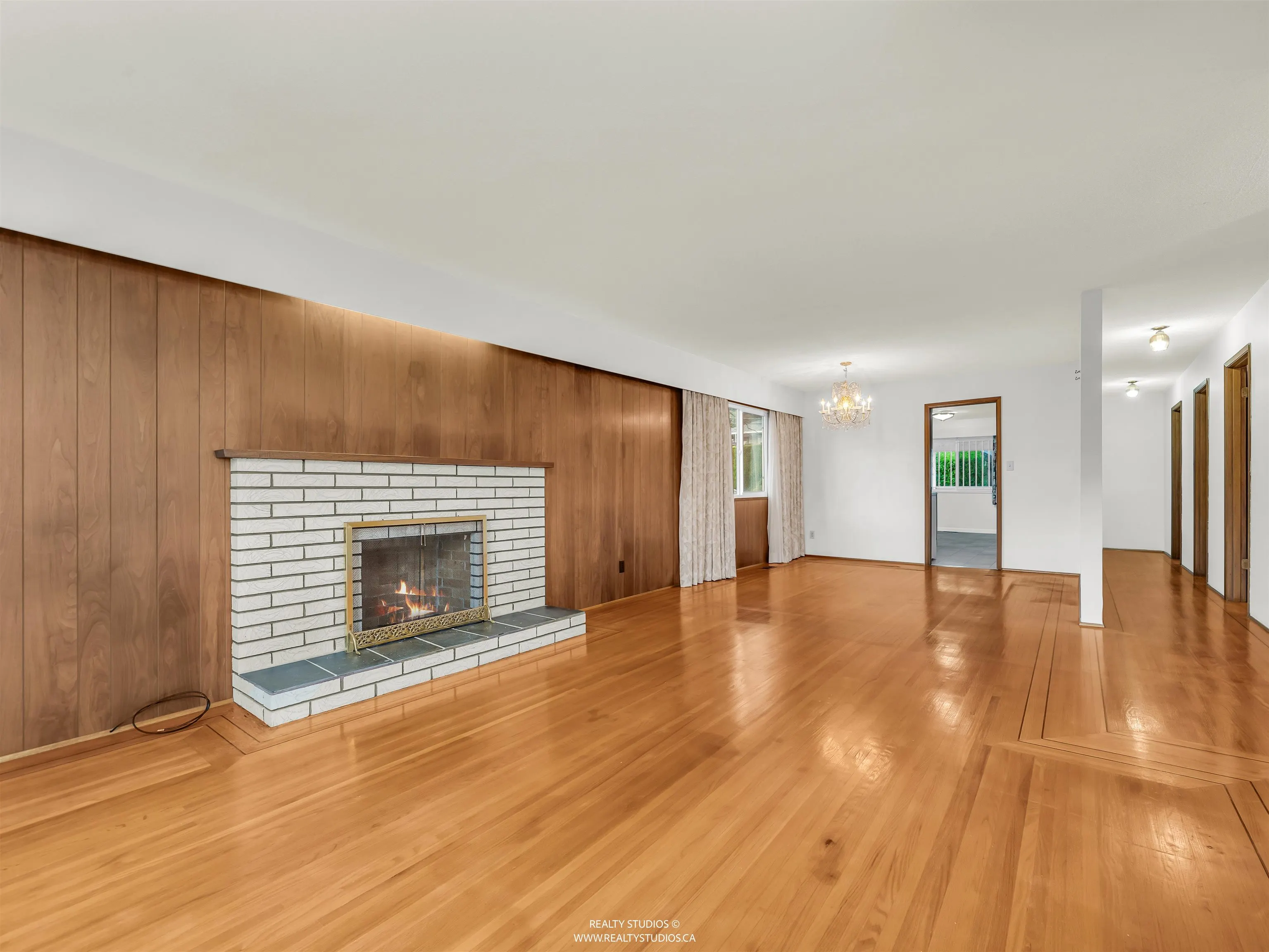 85 W 63rd Avenue