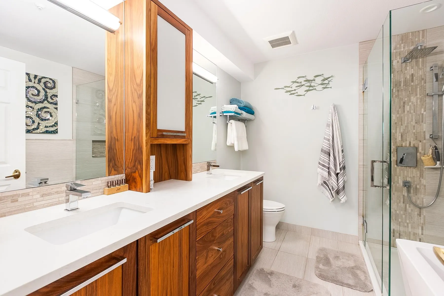 TH D 1133 E 29th Street