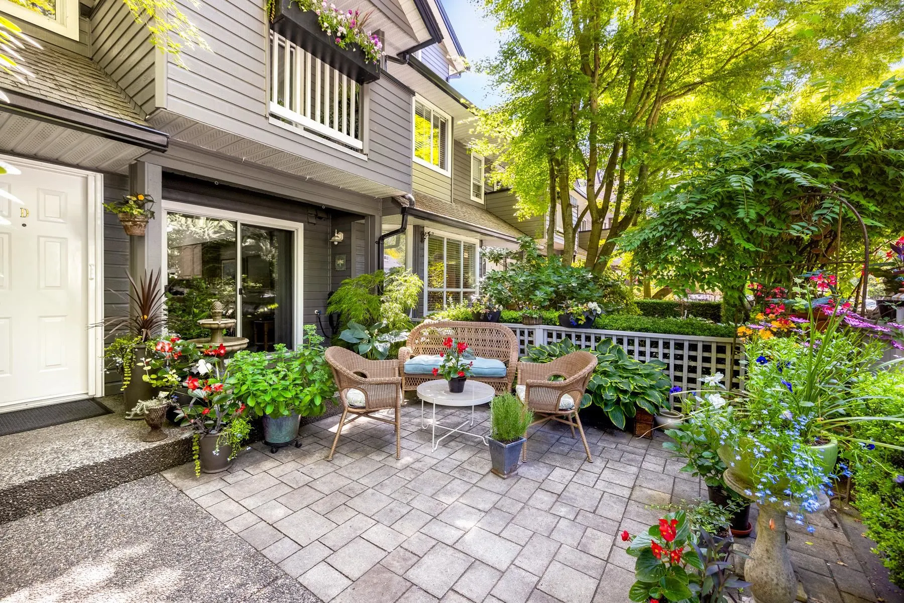 TH D 1133 E 29th Street