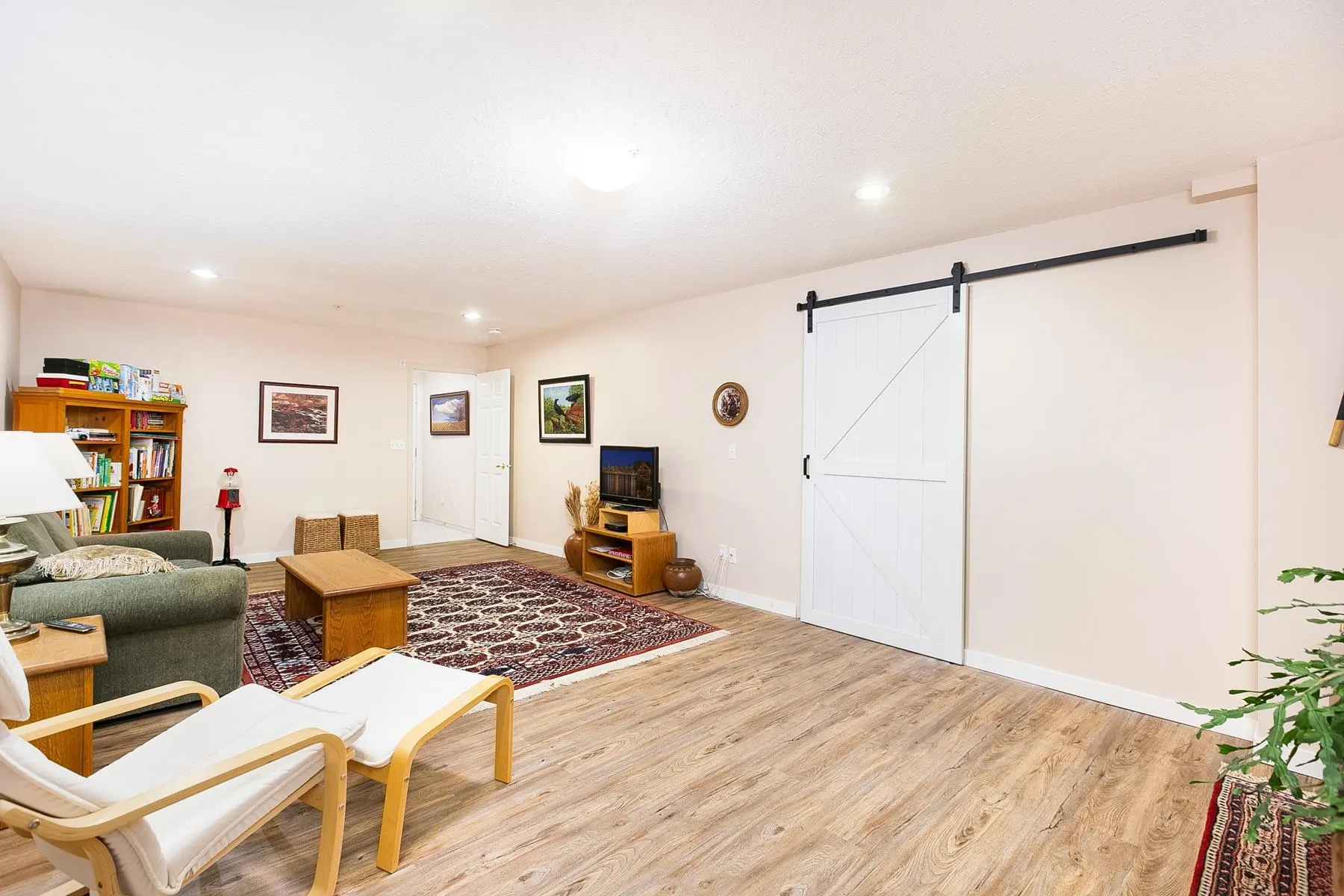TH D 1133 E 29th Street
