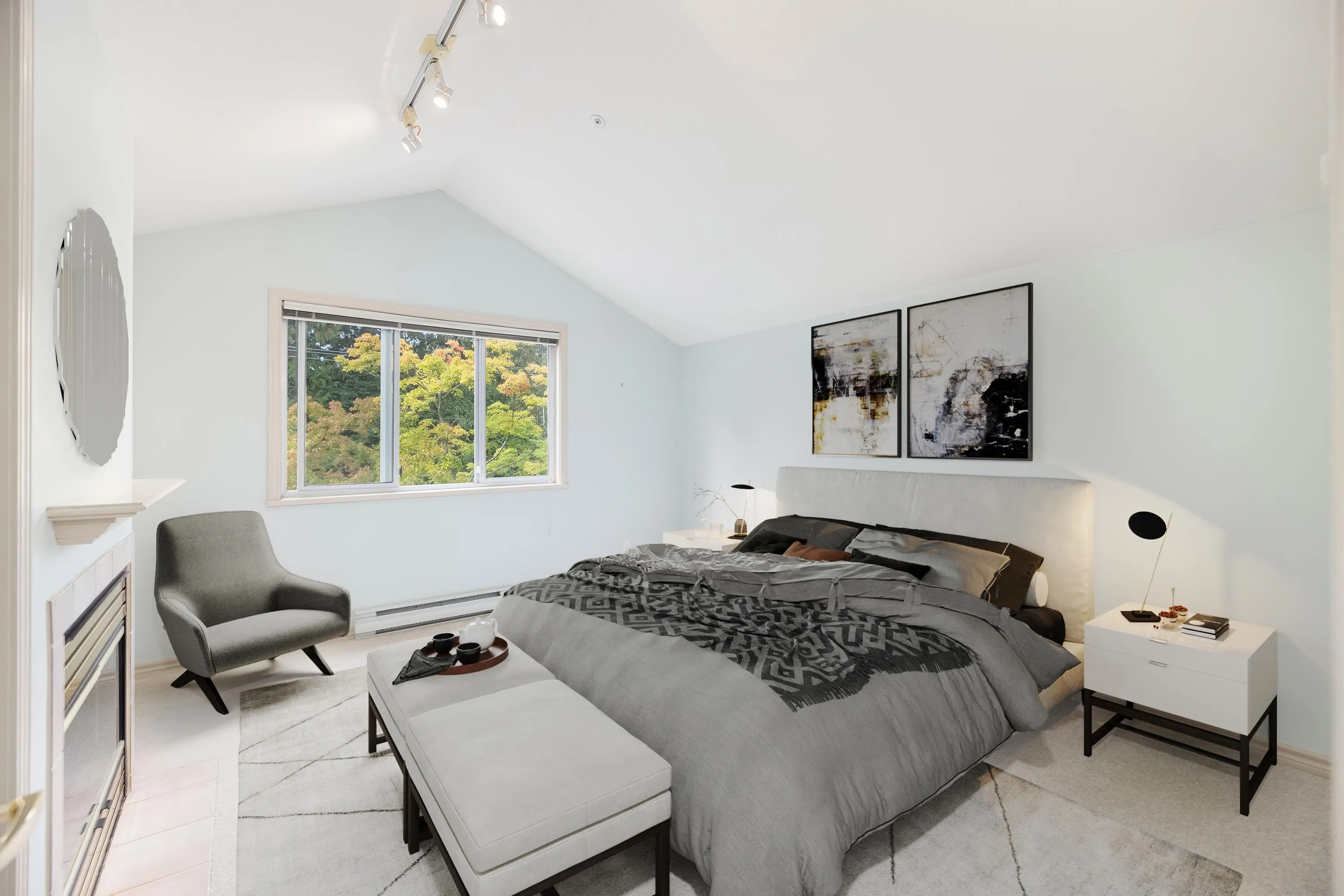 TH D 1133 E 29th Street