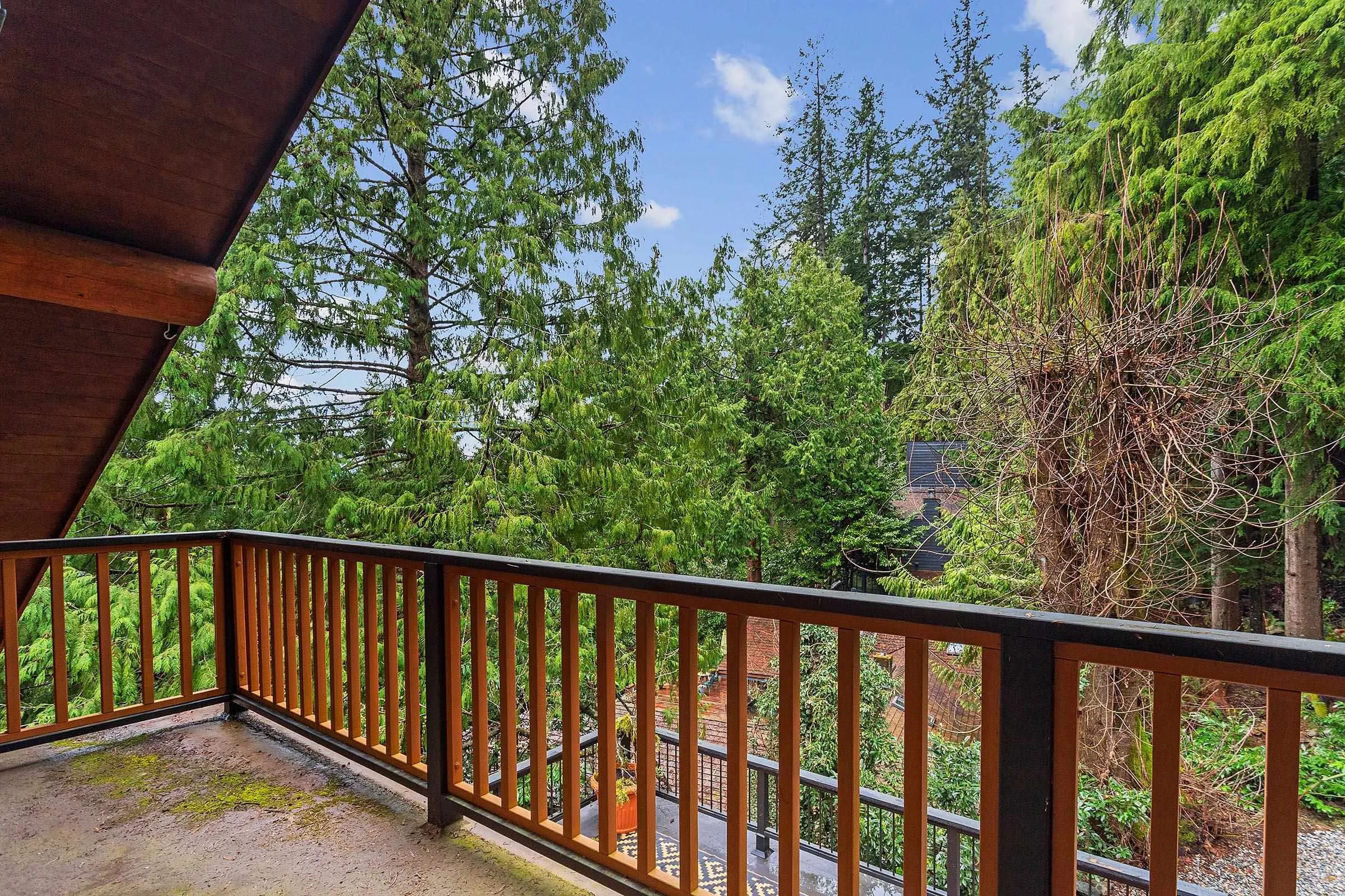 325 Bayview Road