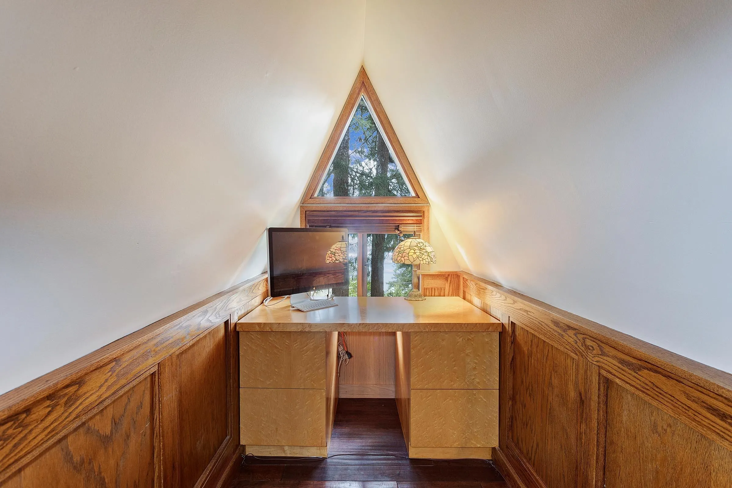 325 Bayview Road