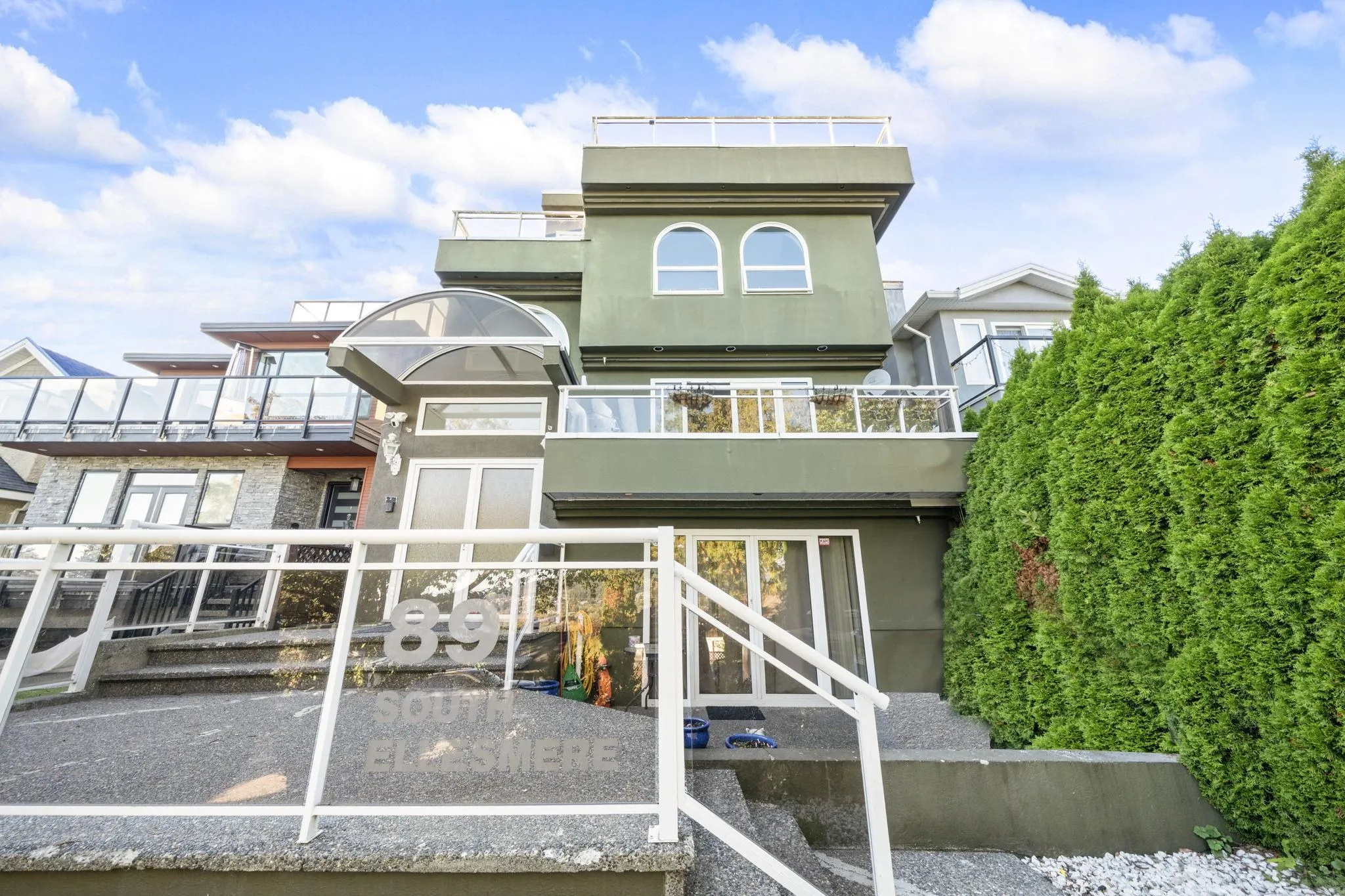 89 Ellesmere Avenue