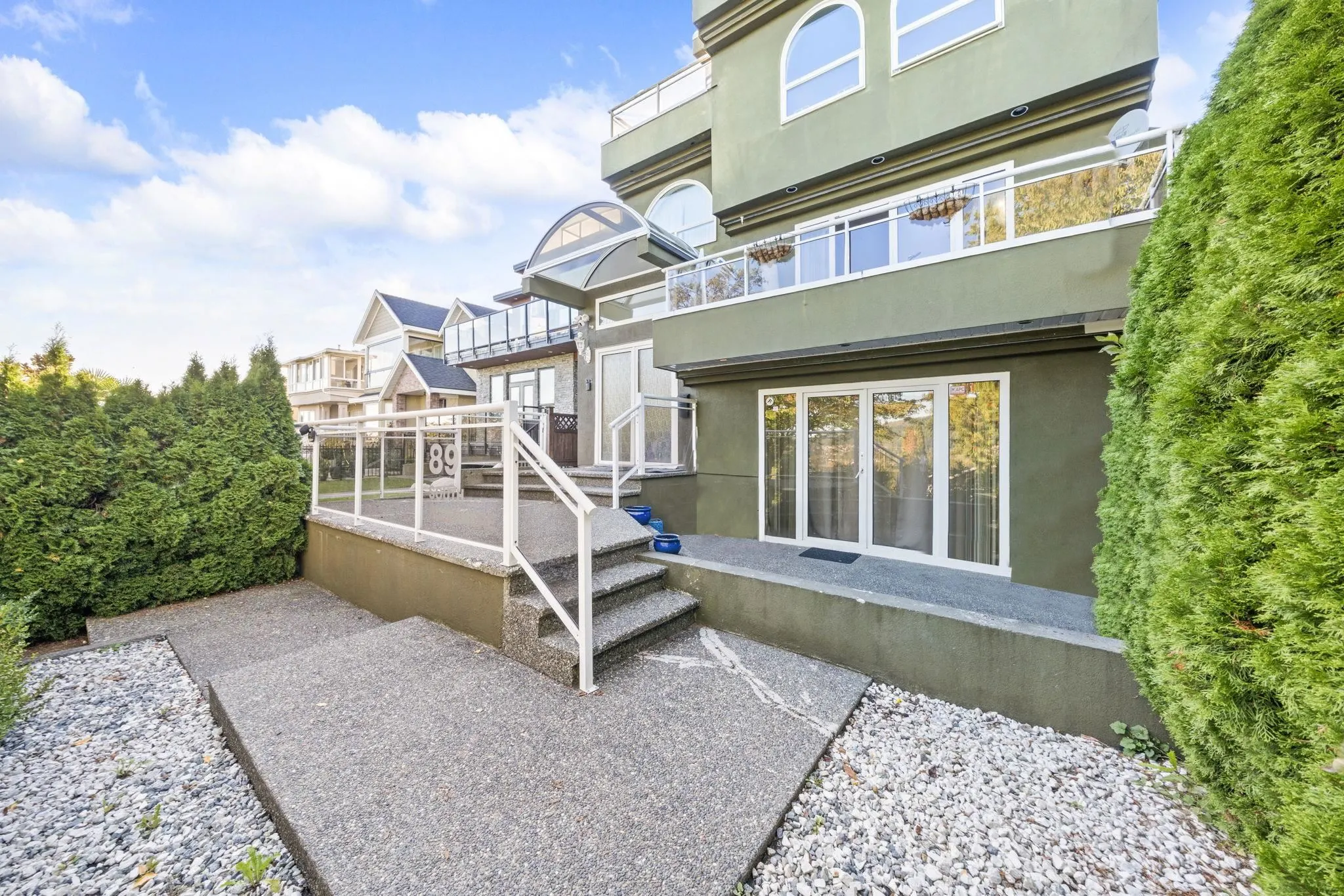 89 Ellesmere Avenue