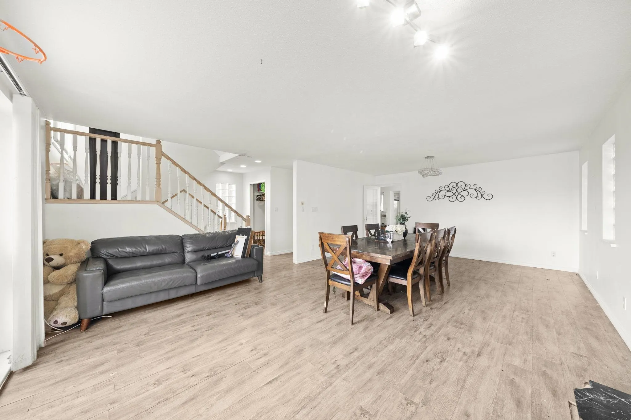 89 Ellesmere Avenue