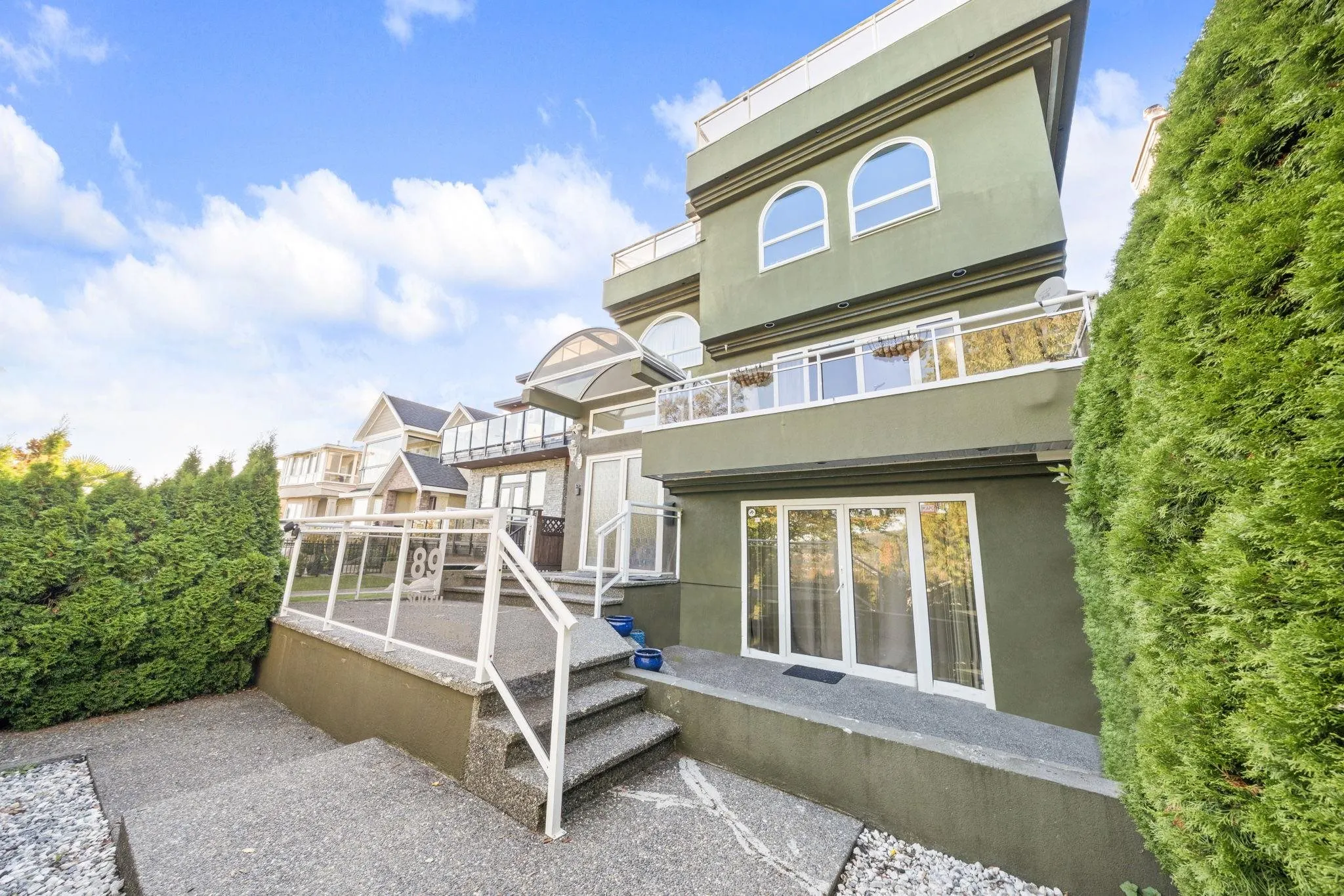 89 Ellesmere Avenue