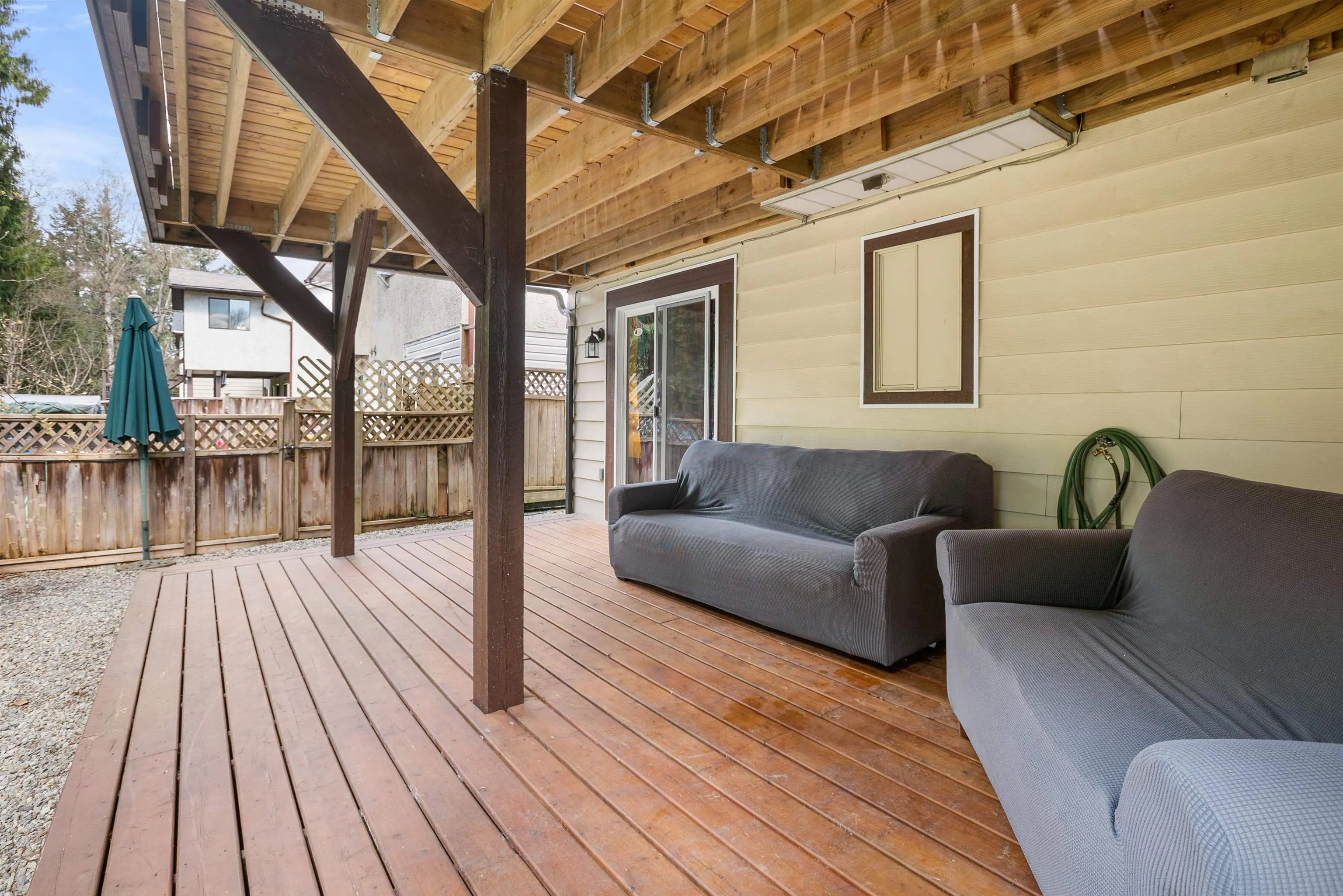 2821 Commonwealth Street