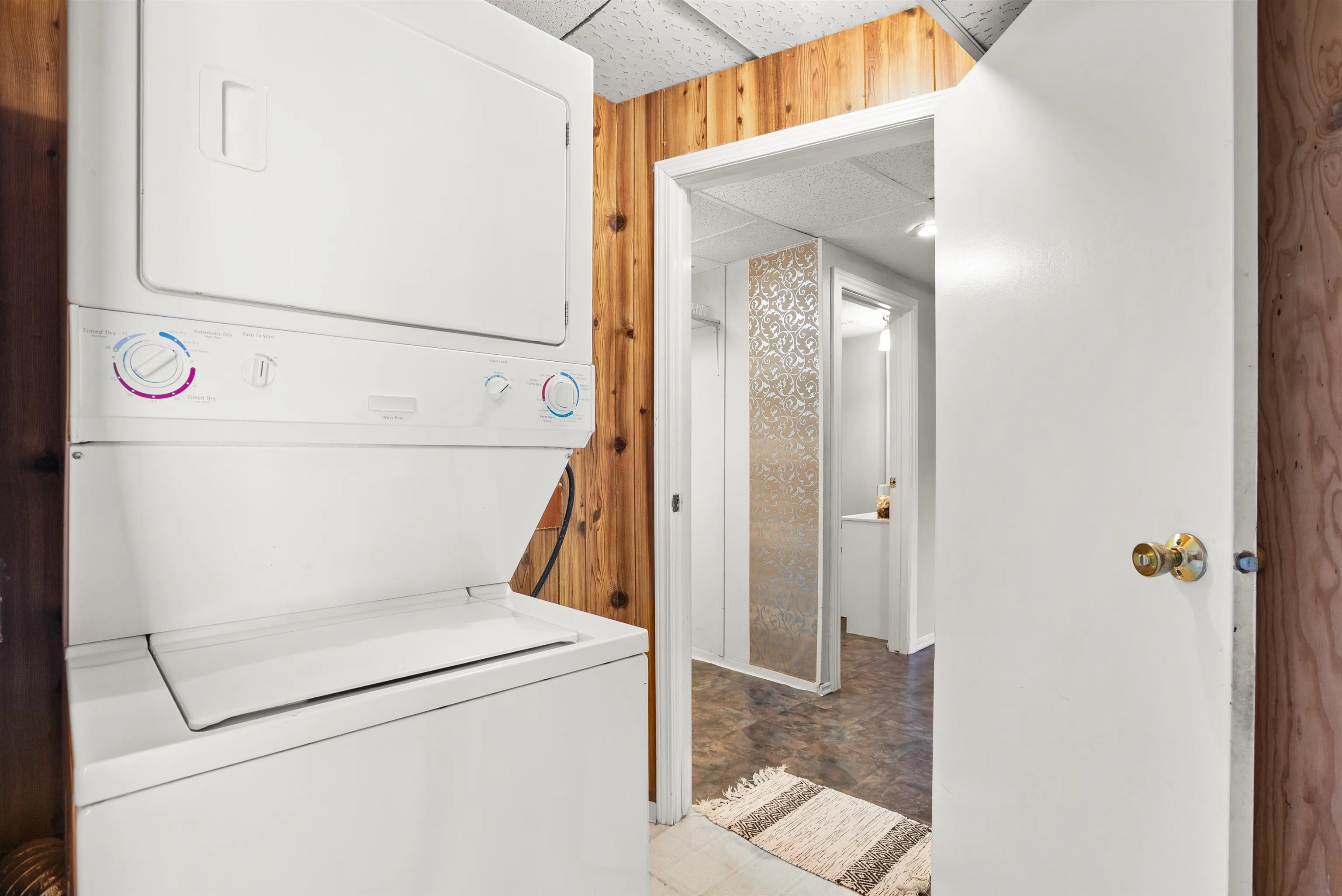 2821 Commonwealth Street