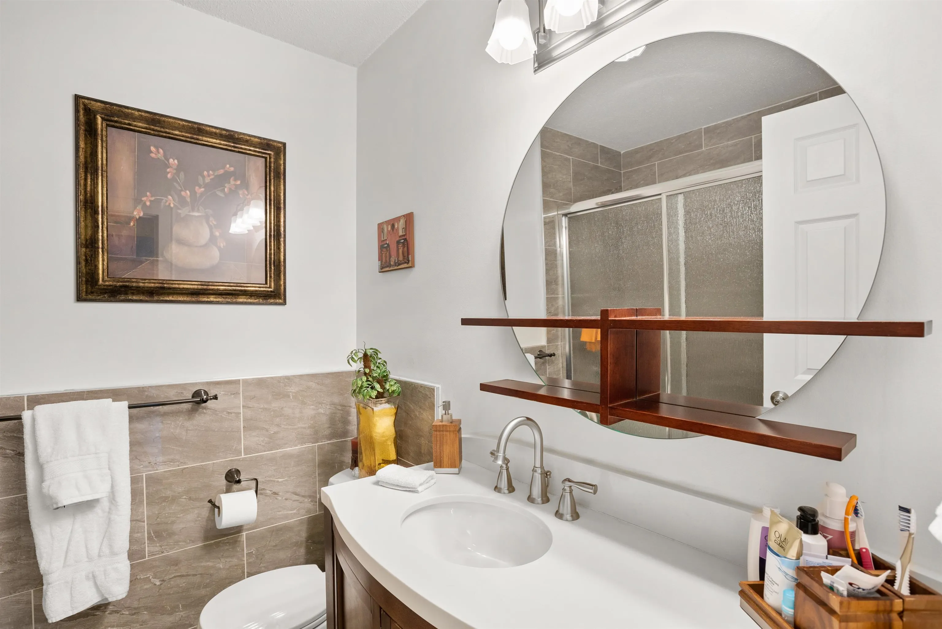 2821 Commonwealth Street