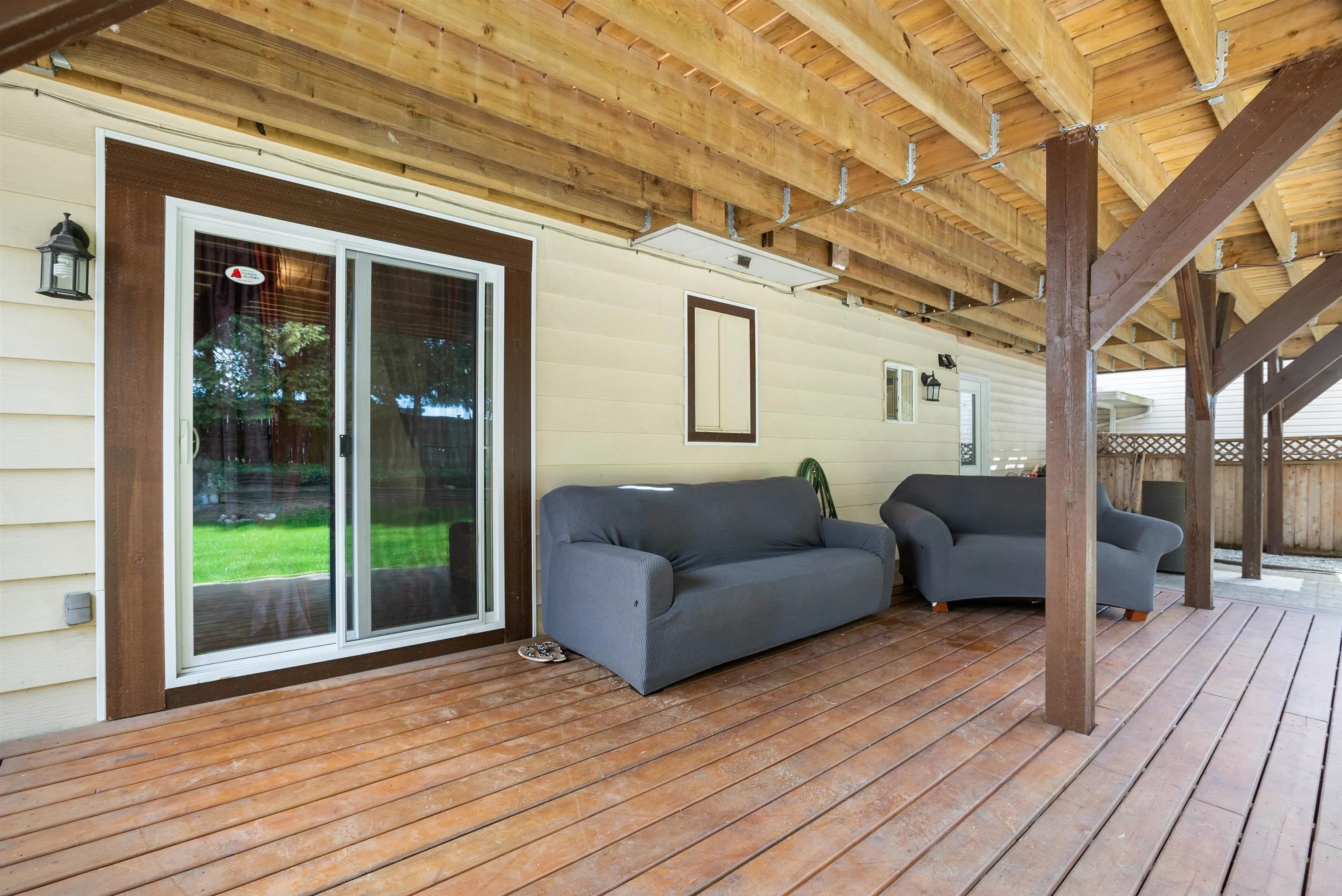 2821 Commonwealth Street