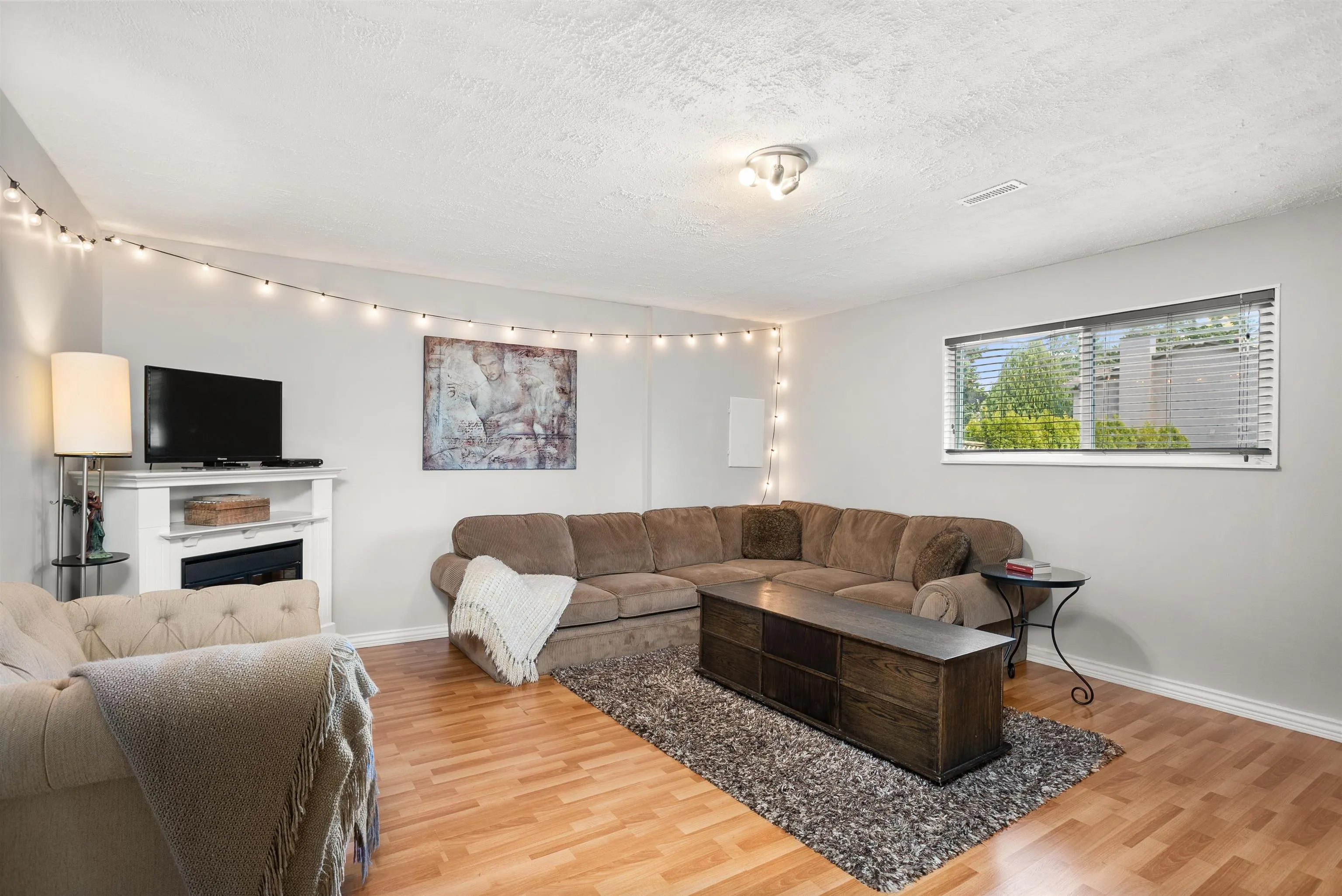 2821 Commonwealth Street