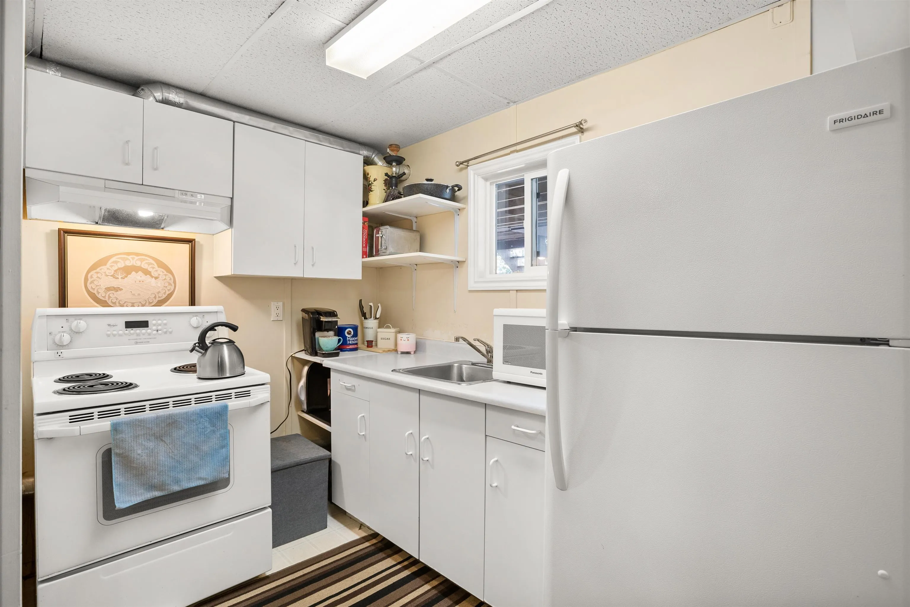 2821 Commonwealth Street