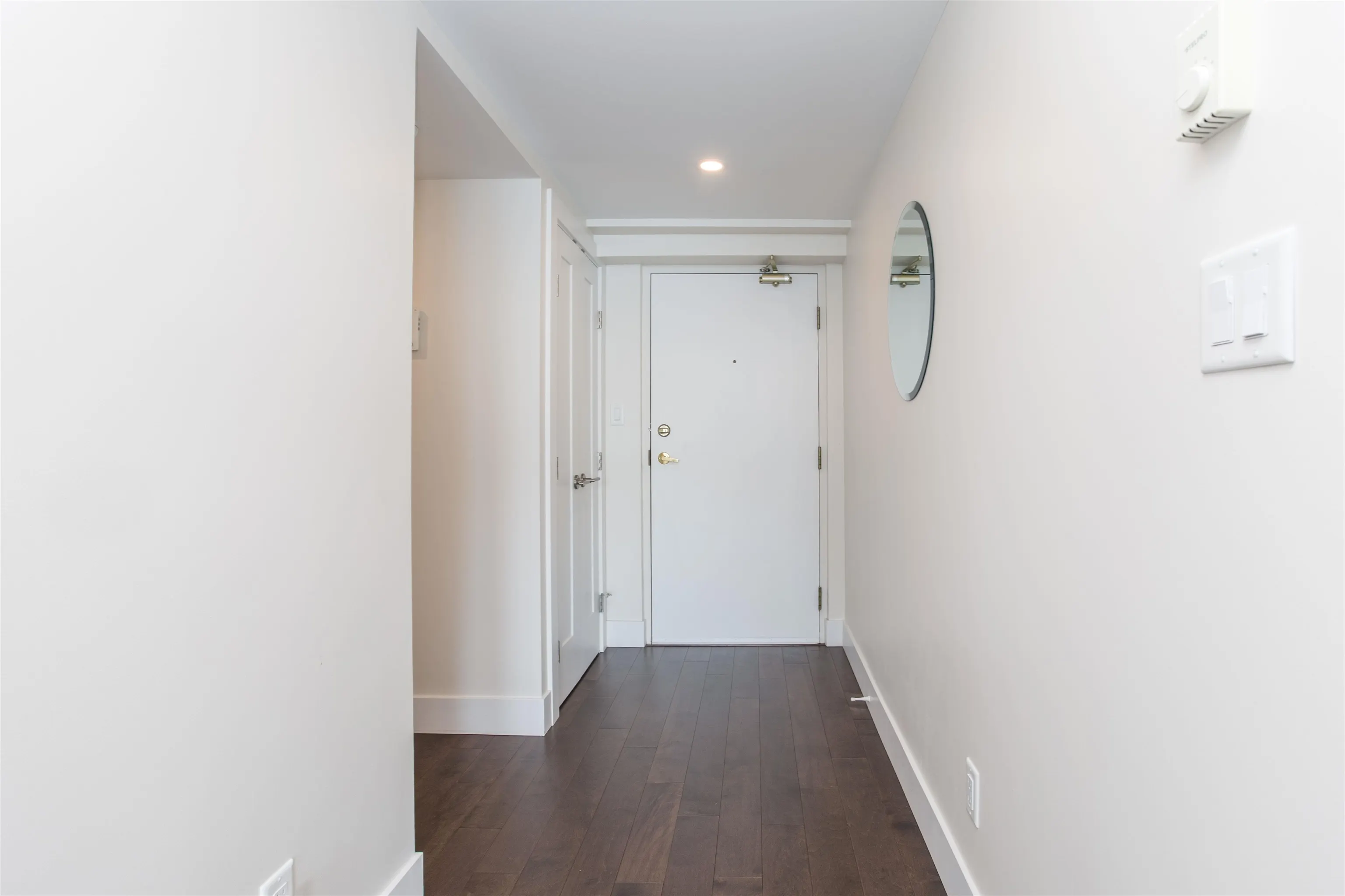 1302 2203 Bellevue Avenue