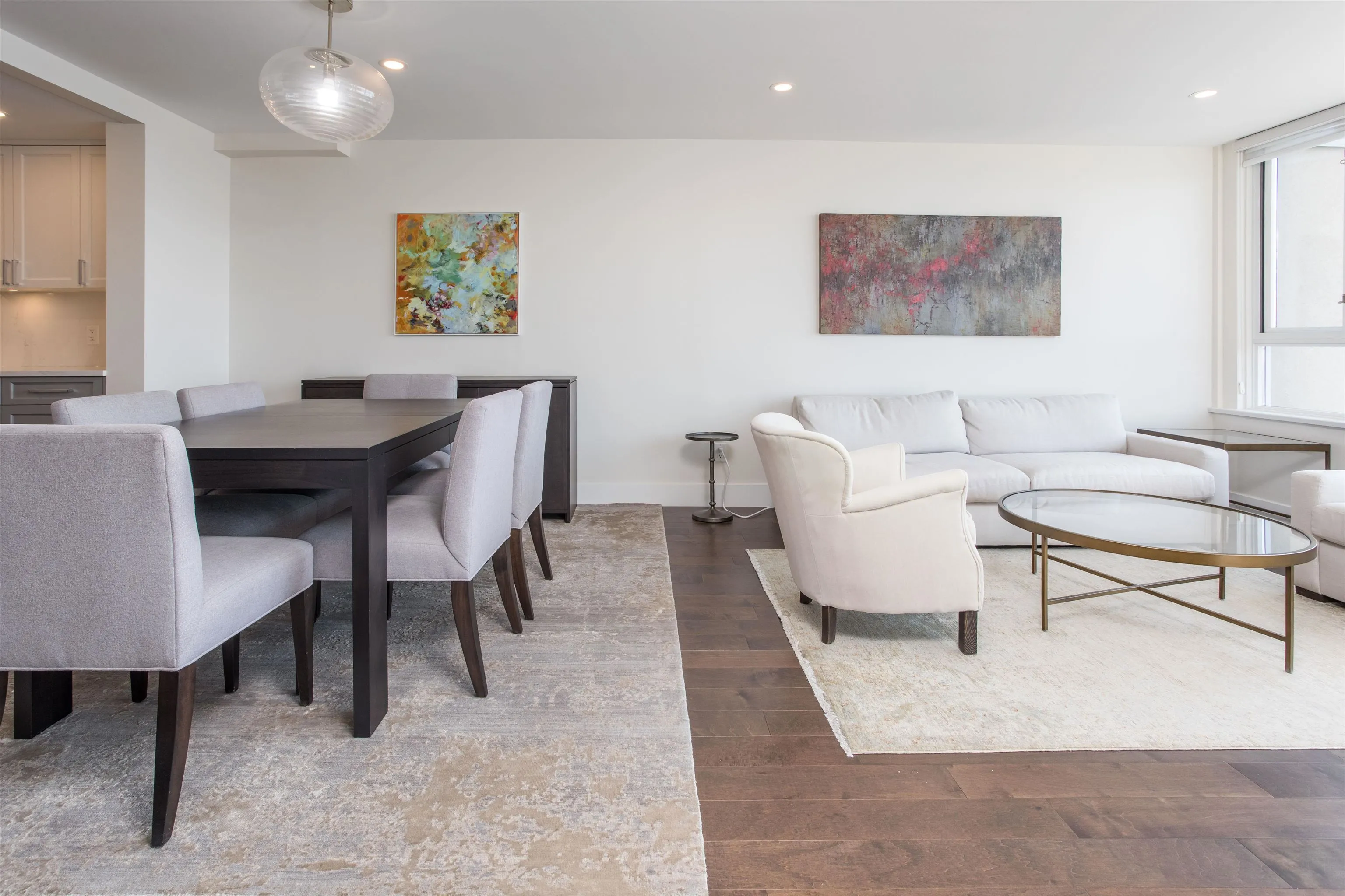 1302 2203 Bellevue Avenue