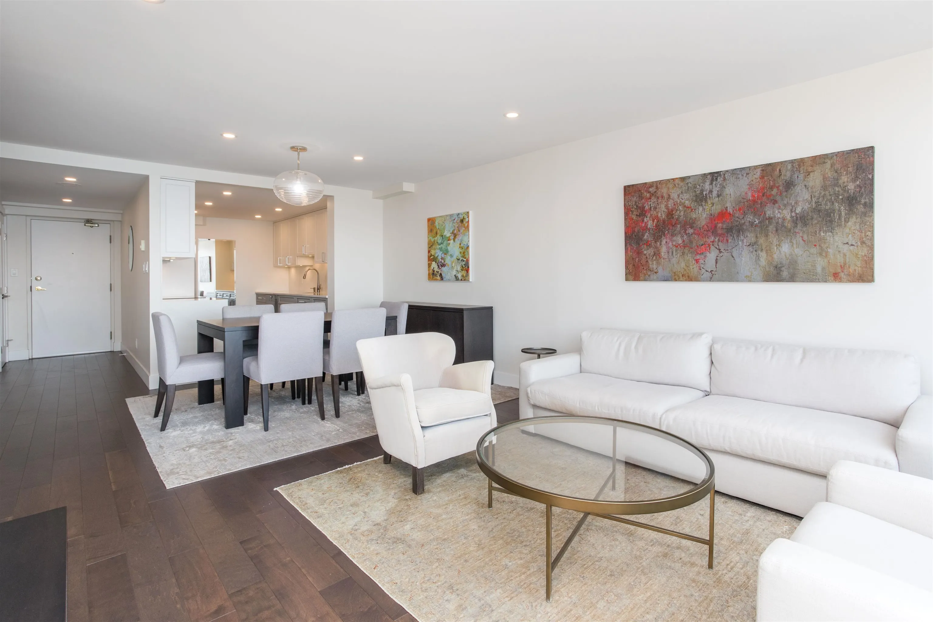 1302 2203 Bellevue Avenue