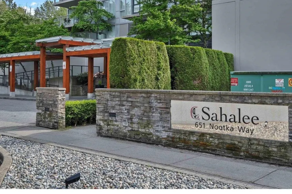 2508 651 Nootka Way