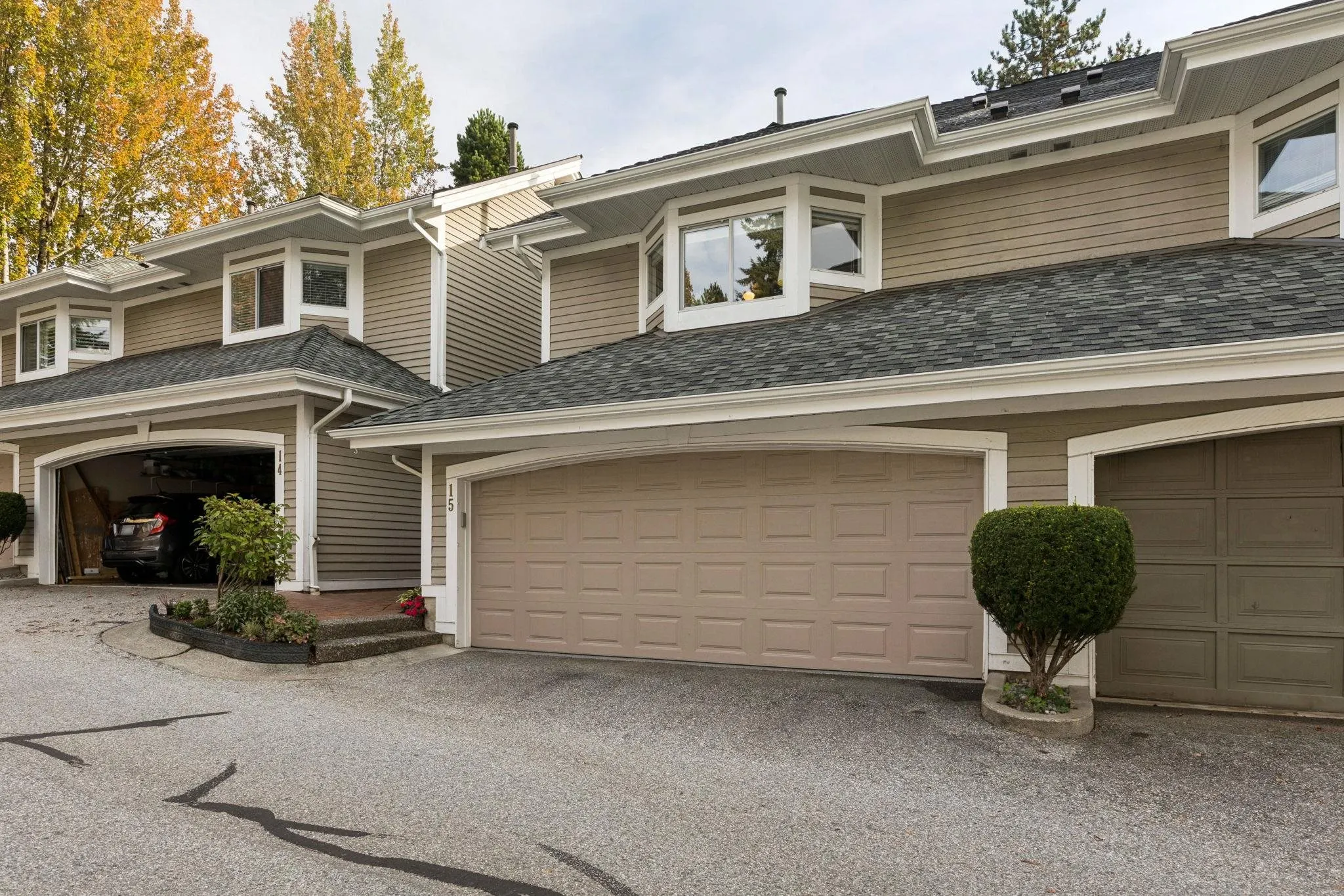 15 650 Roche Point Drive
