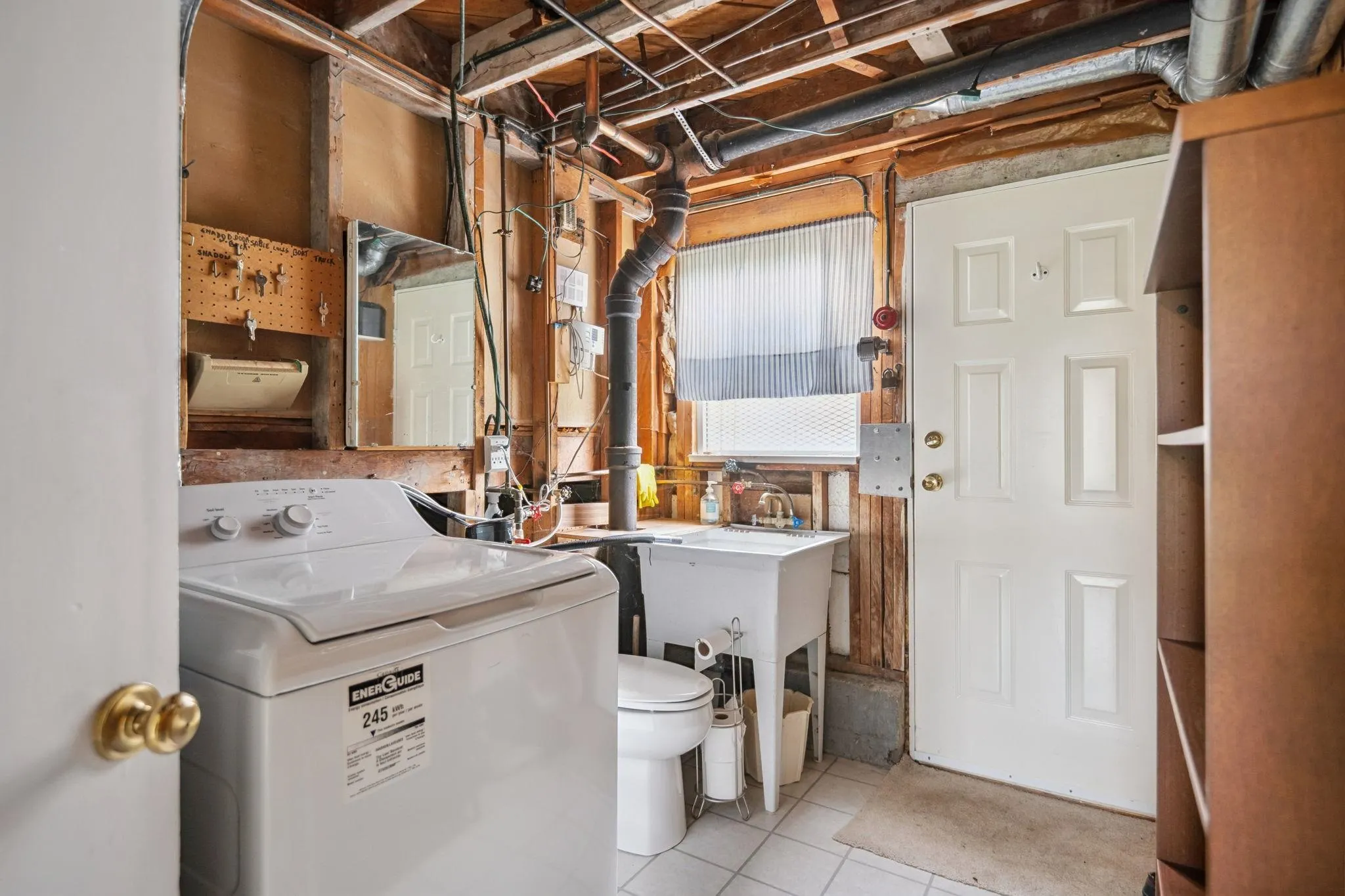 10699 Dennis Crescent