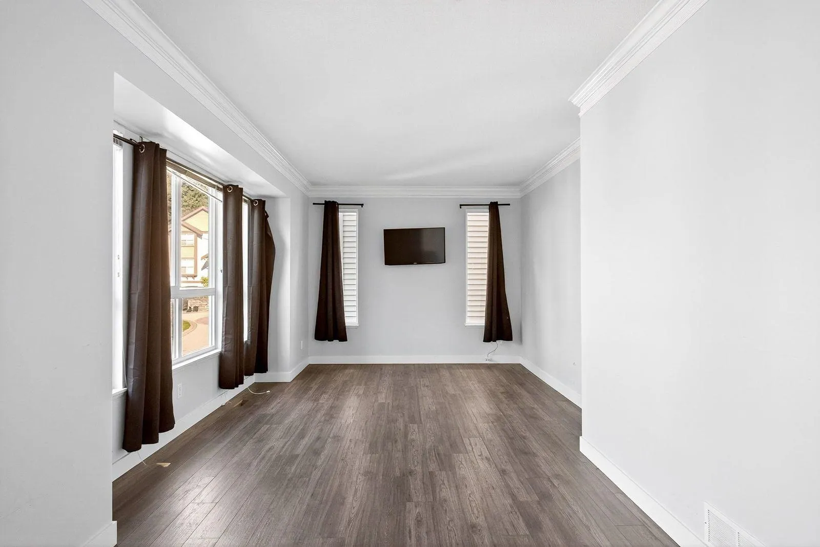 1118 11497 236 Street