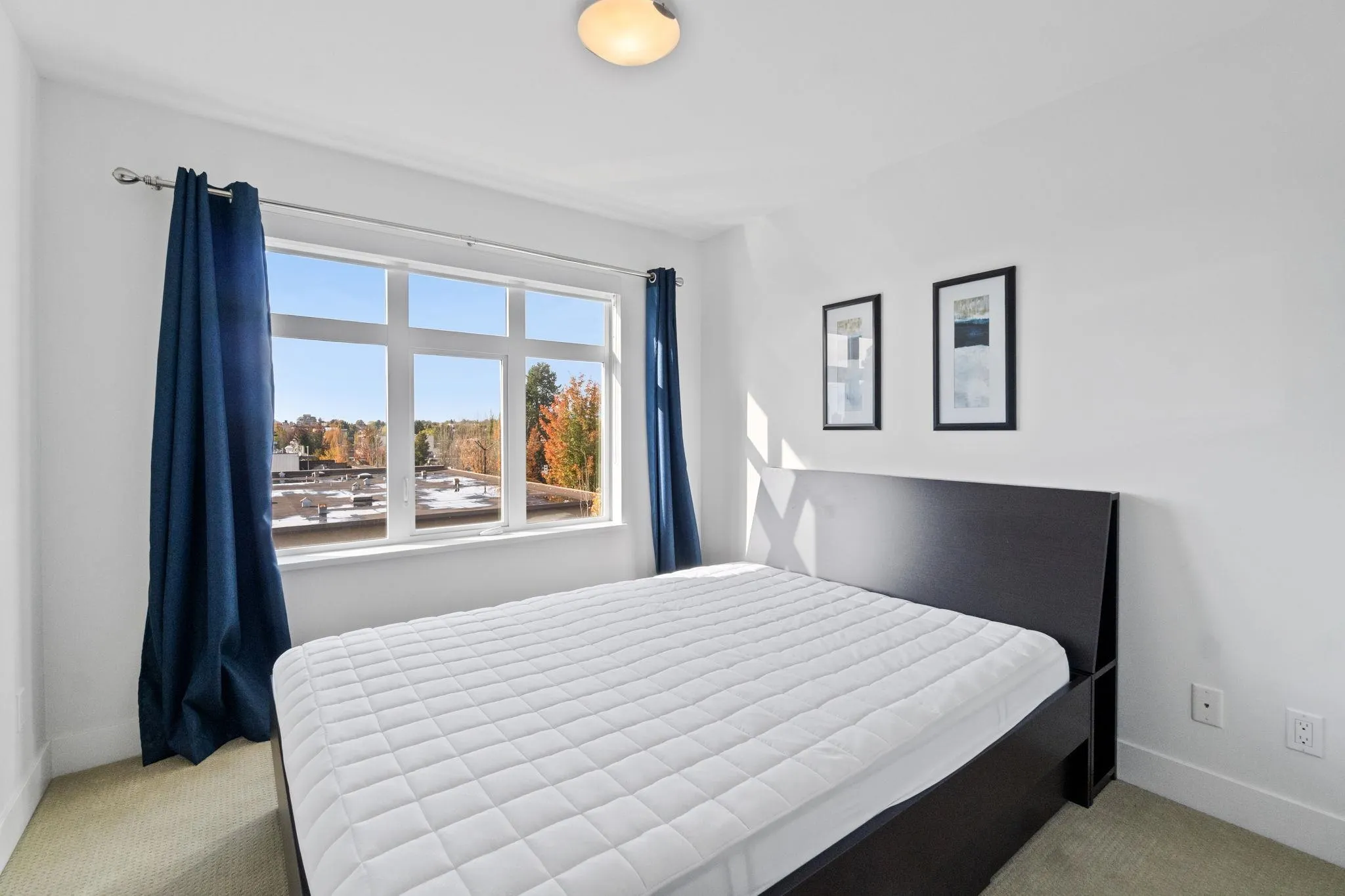 307 4710 Hastings Street