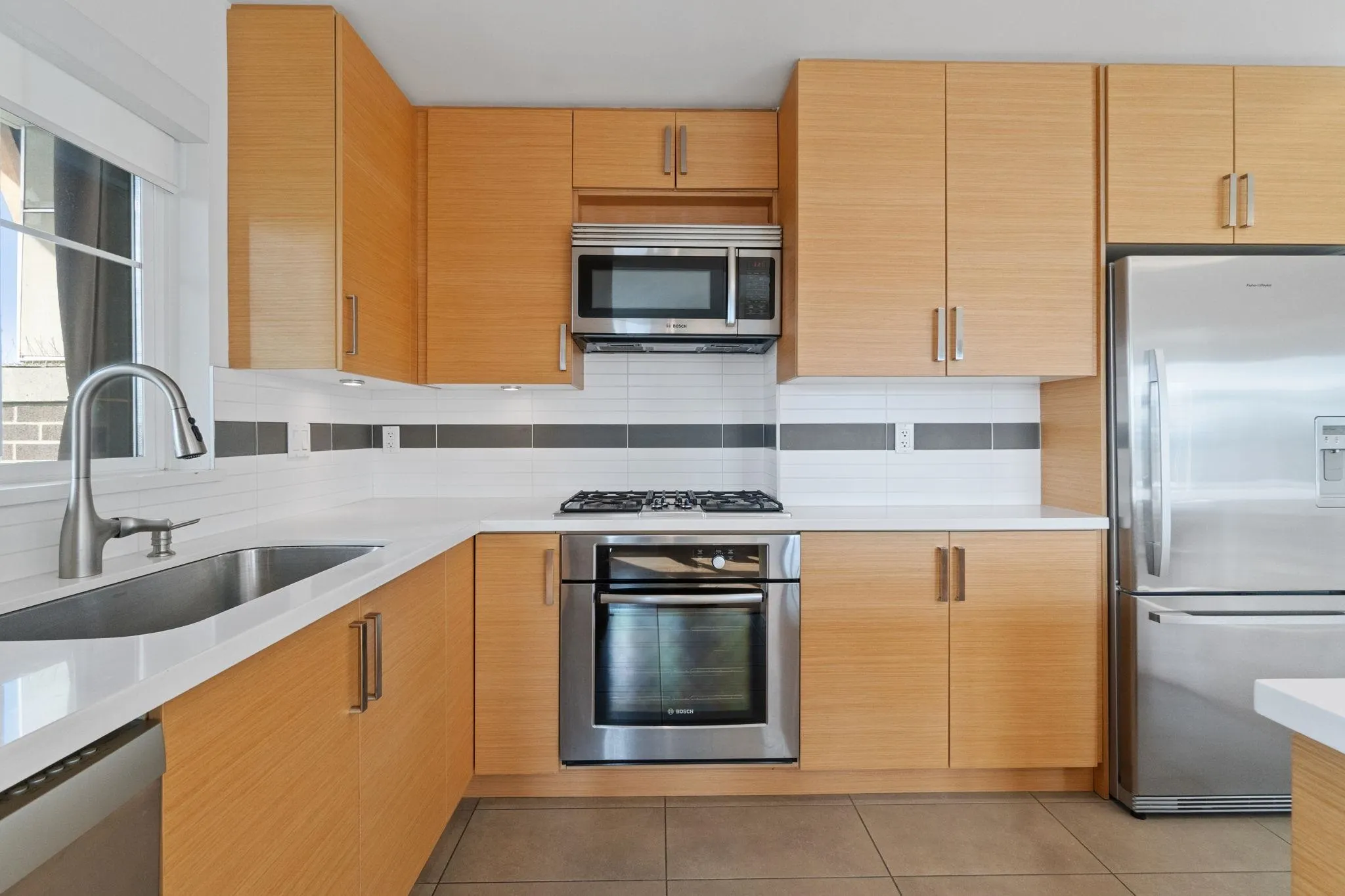 307 4710 Hastings Street
