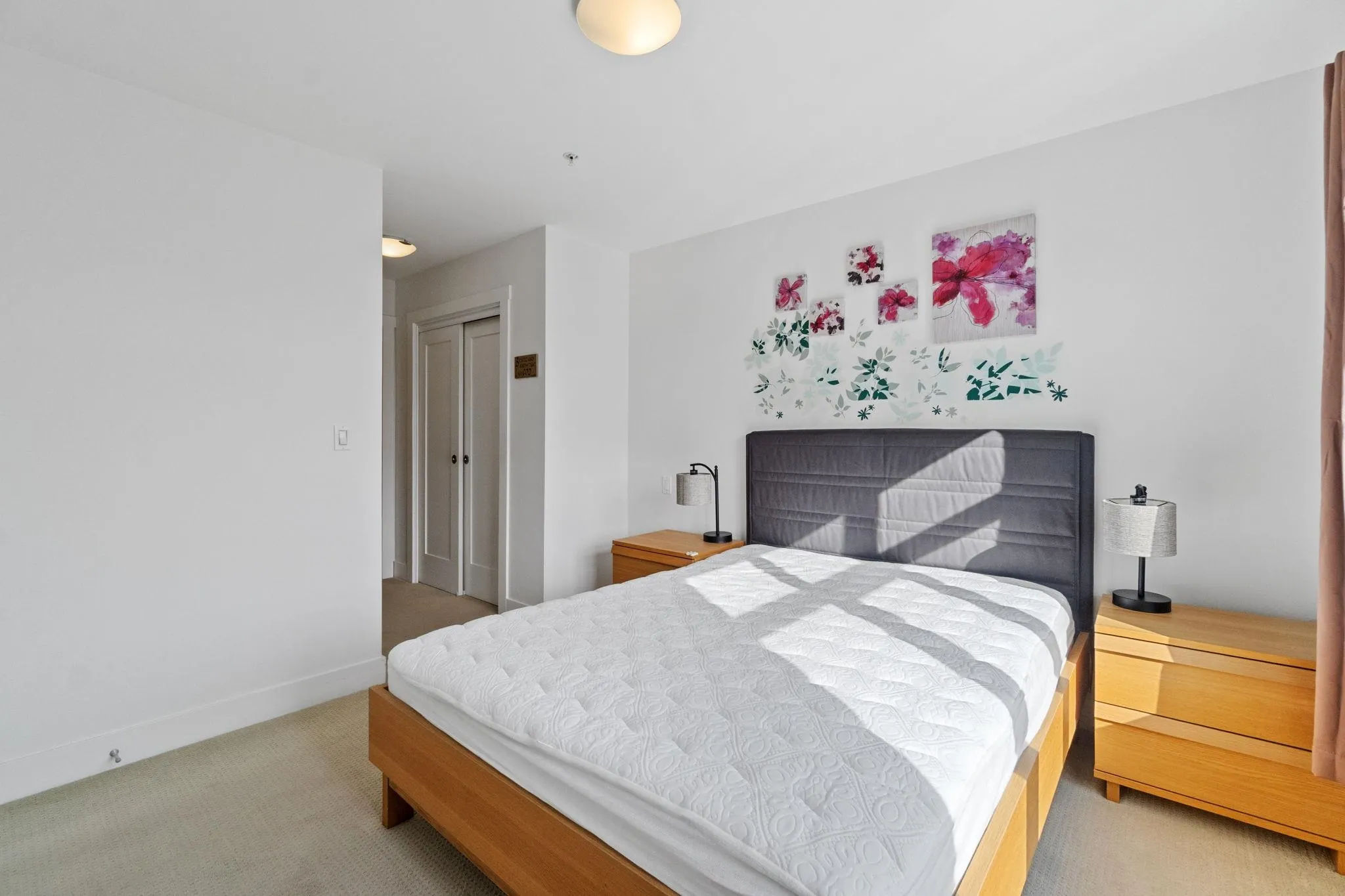 307 4710 Hastings Street