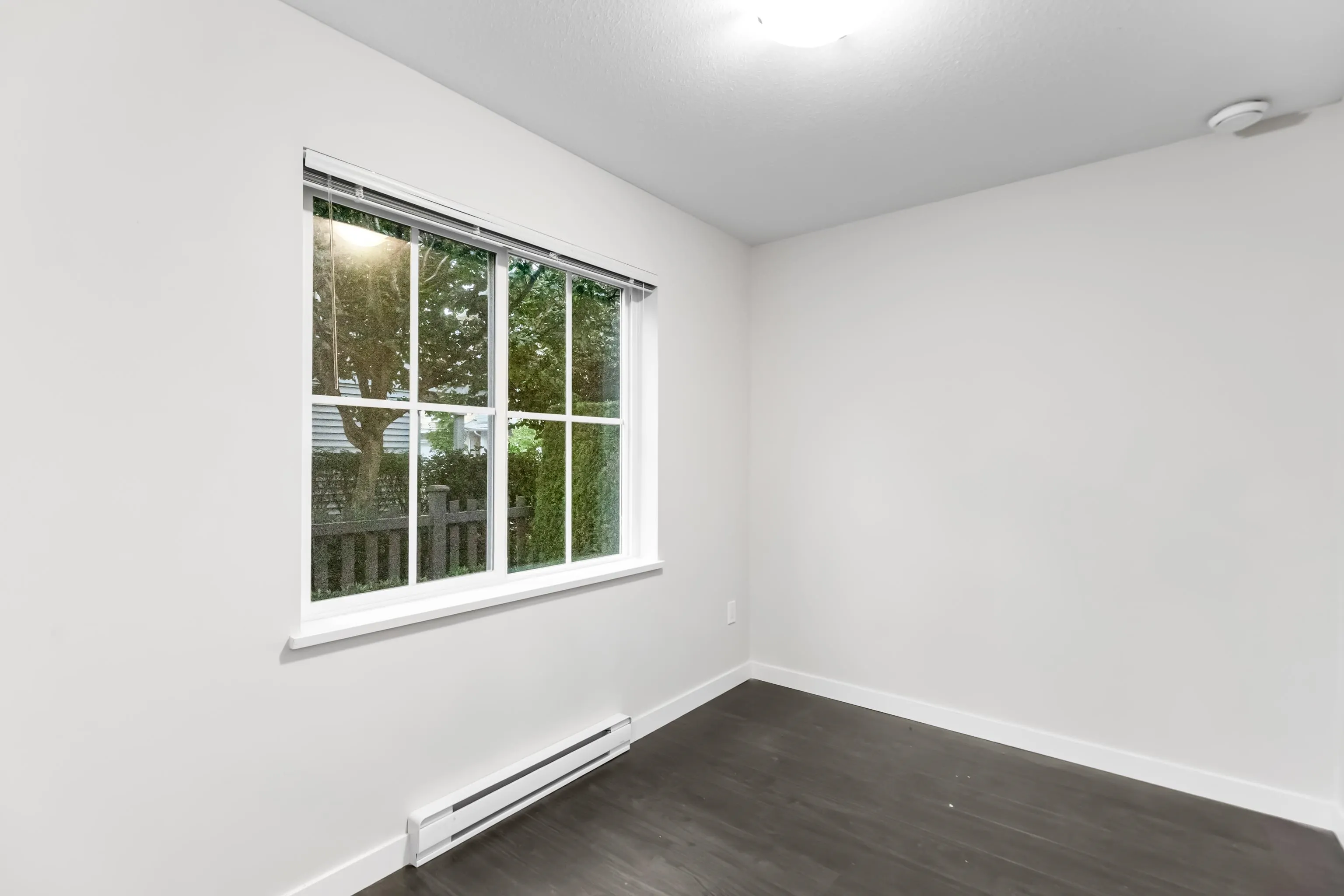 71 5550 Admiral Way