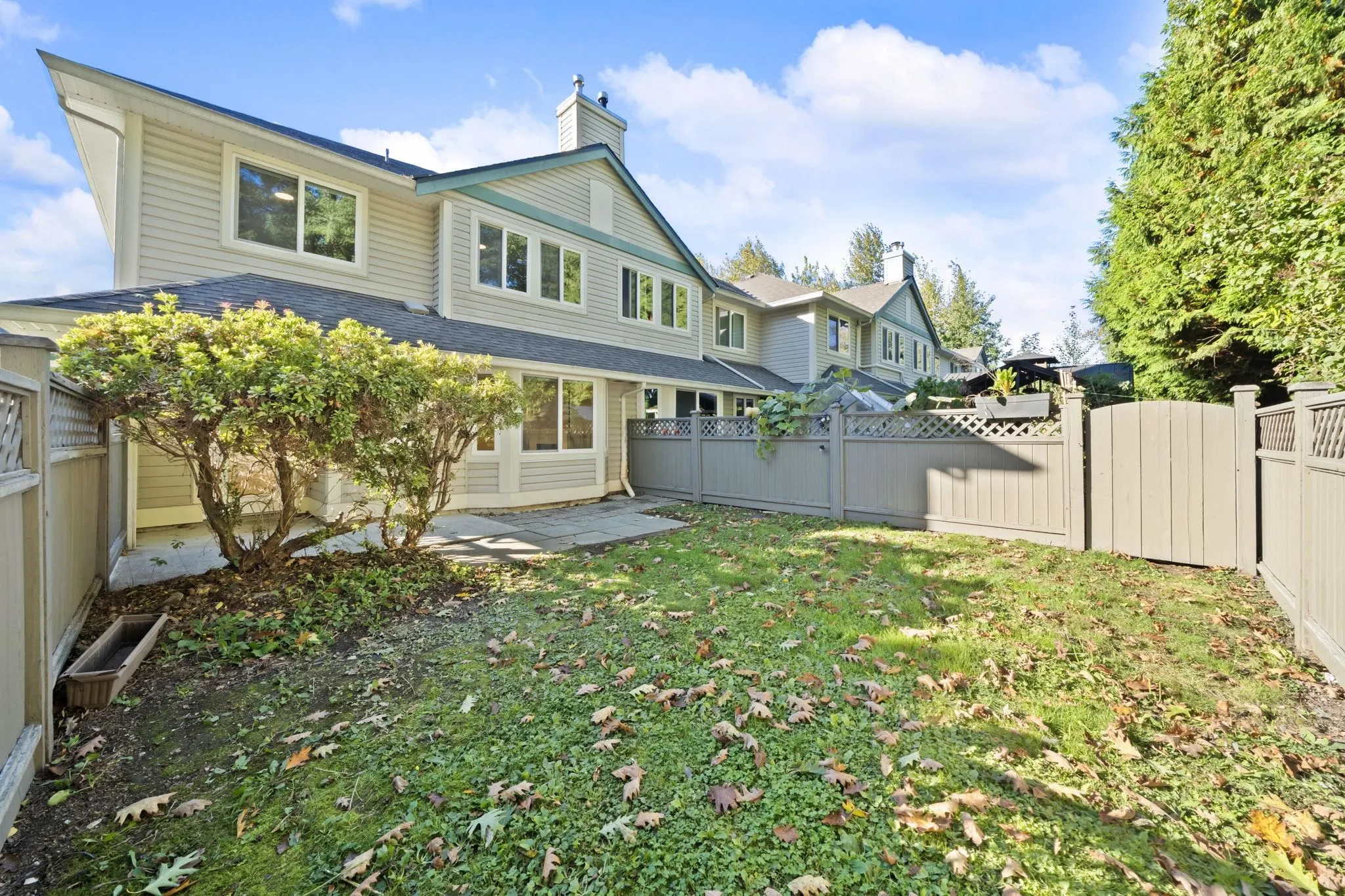 13 11950 232 Street