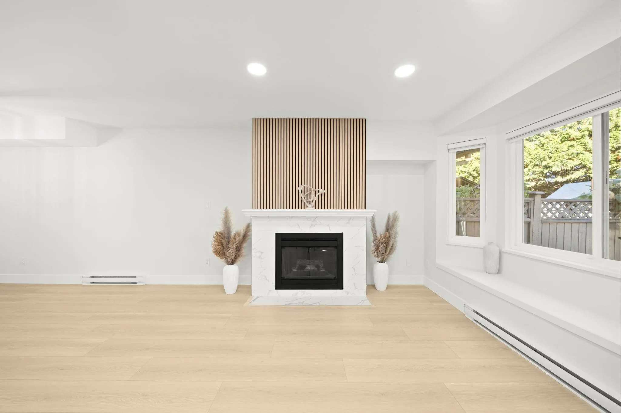 13 11950 232 Street