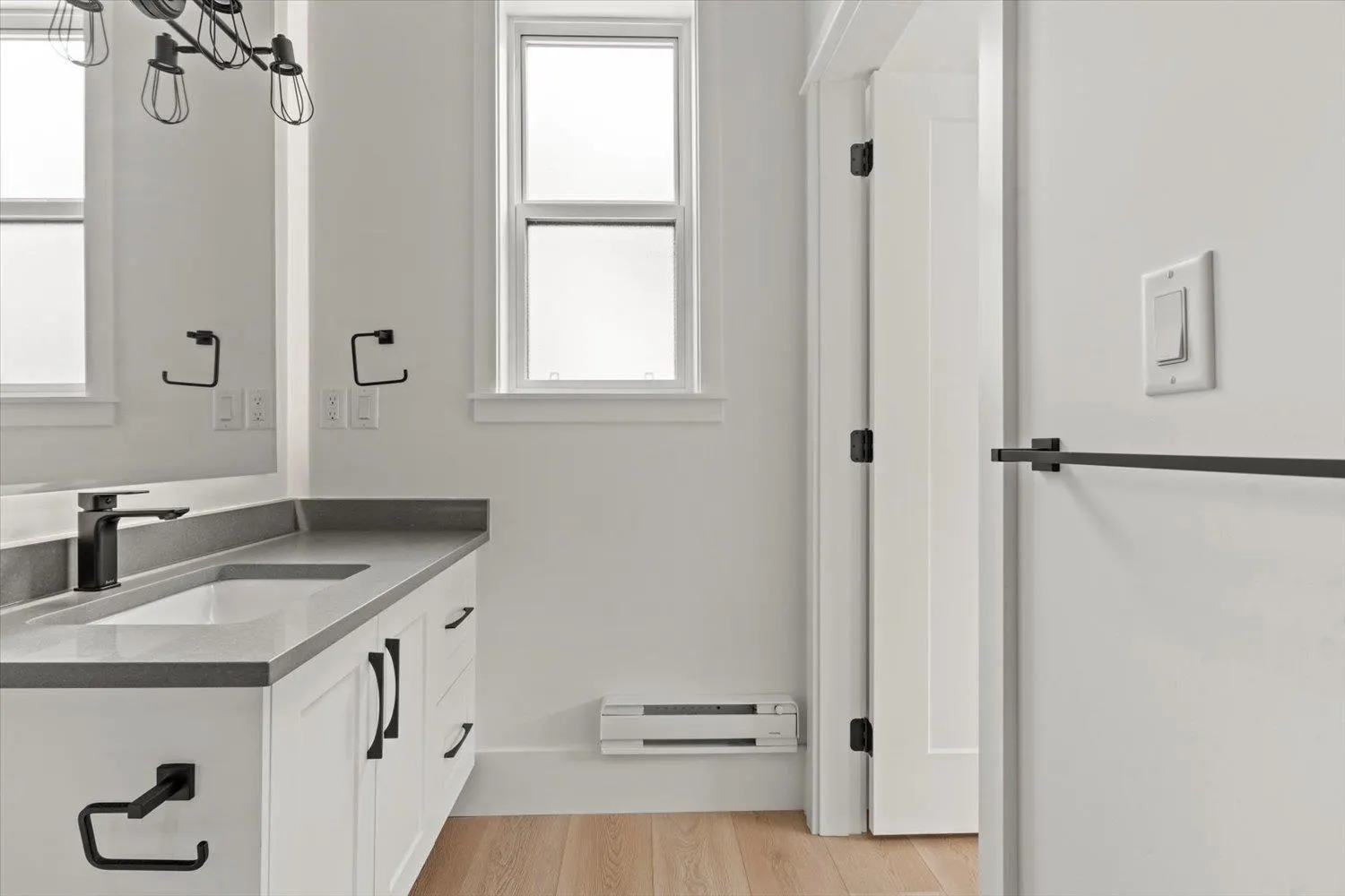 HG185 71376 Grove Place