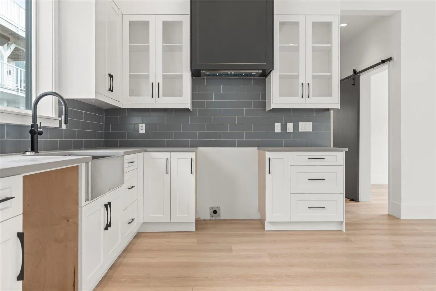 HG185 71376 Grove Place