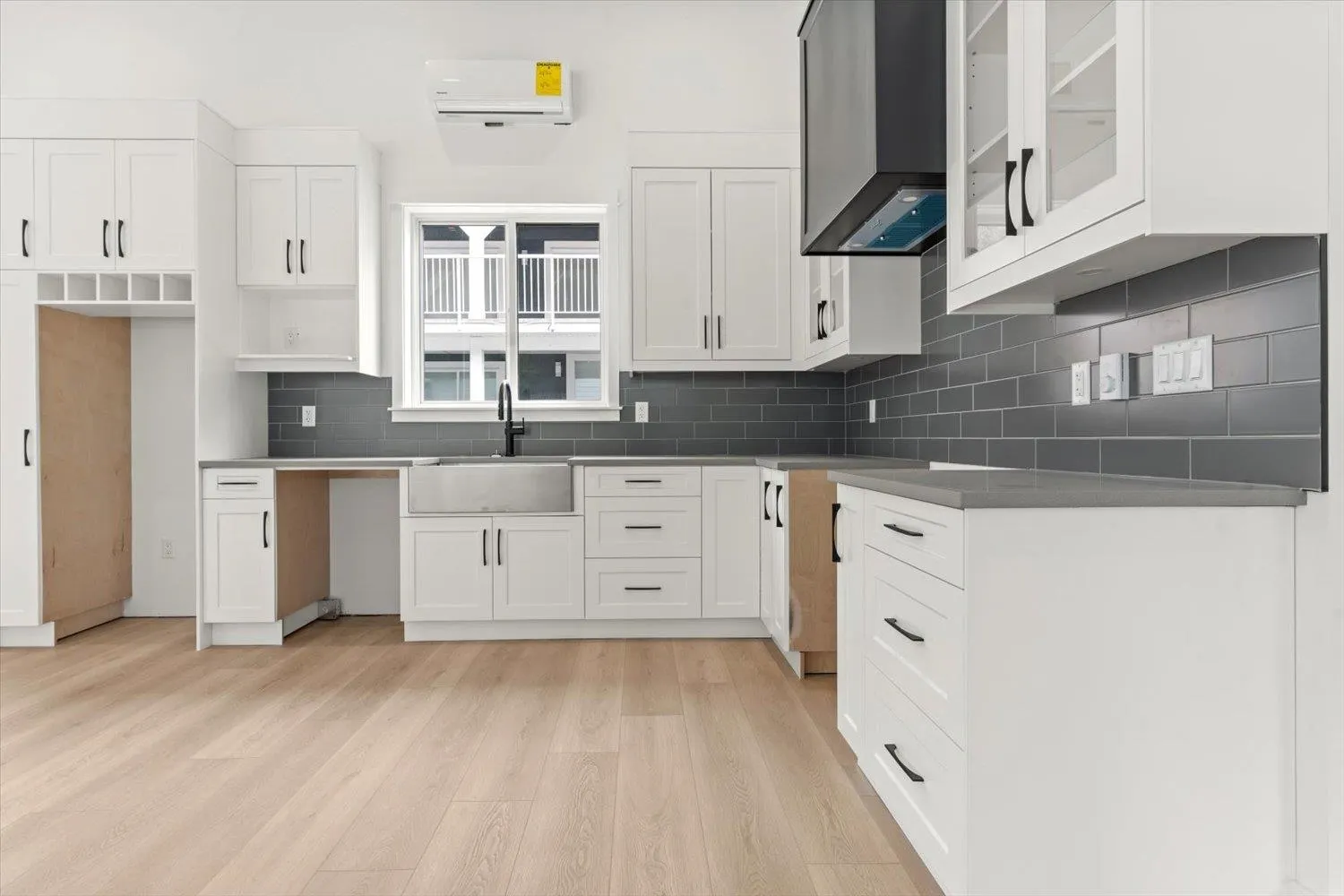 HG185 71376 Grove Place