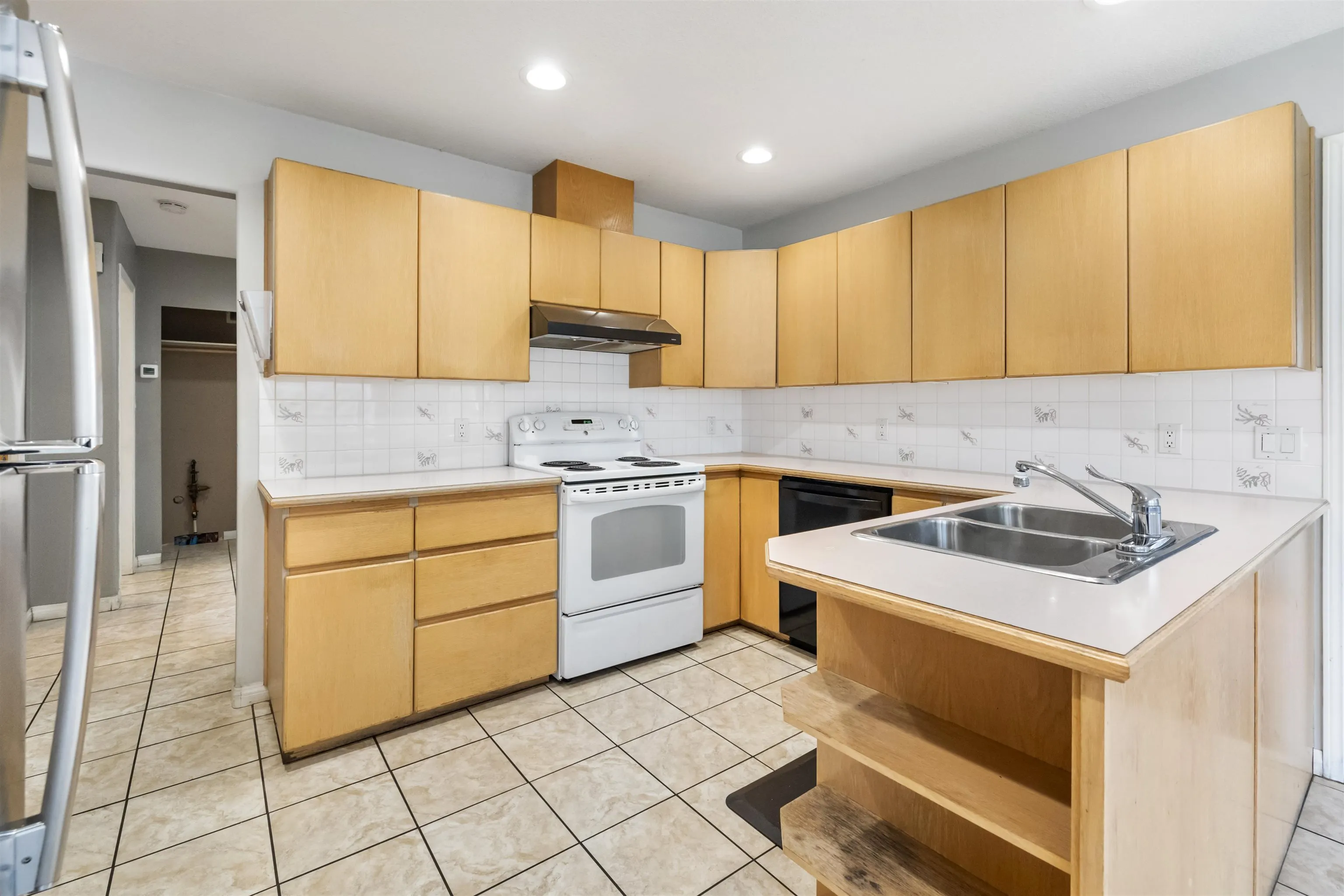 6315 Holly Park Drive