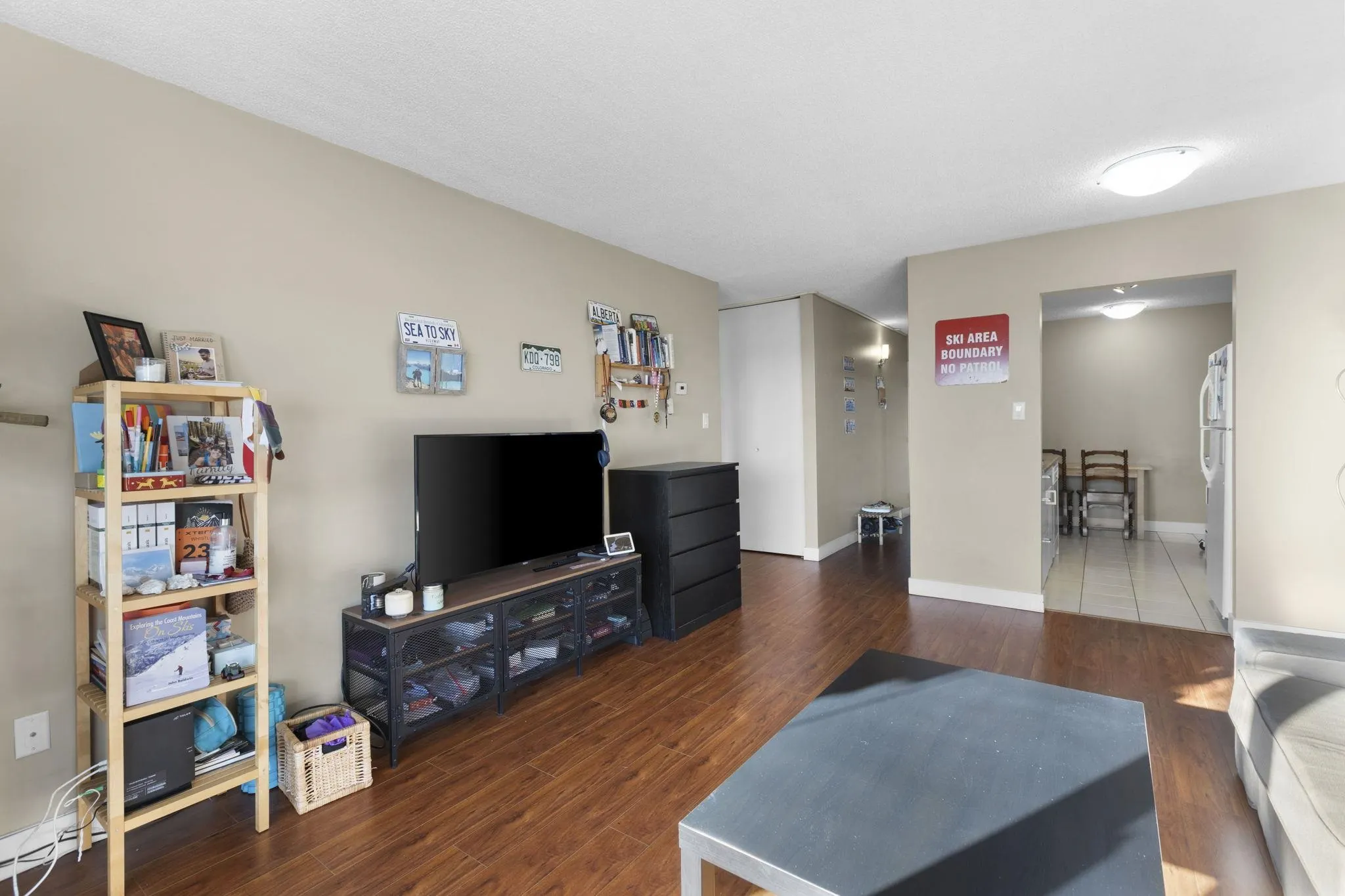337 340 W 3rd Street