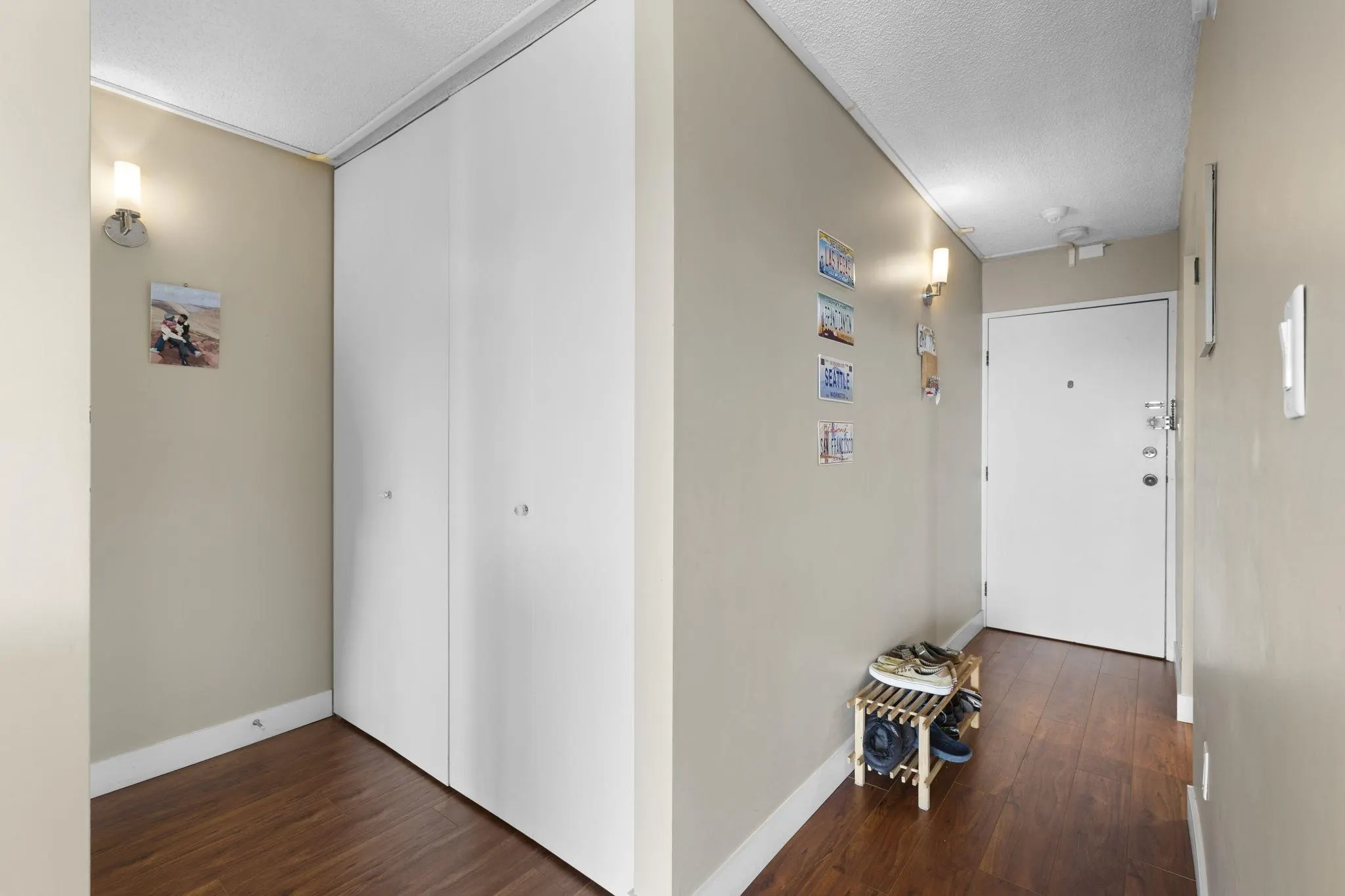 337 340 W 3rd Street